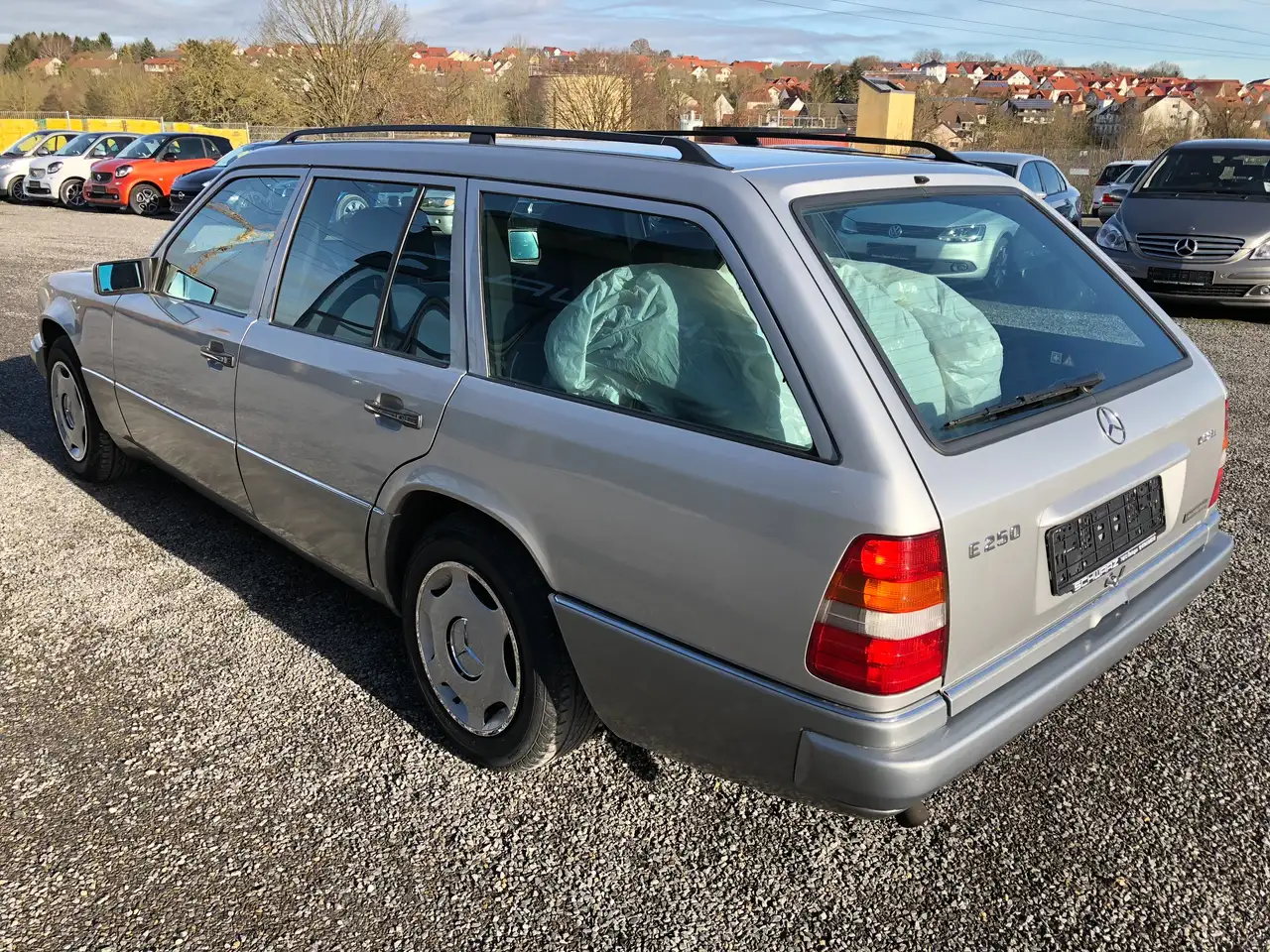 Mercedes-Benz E 250 T D Automatik*Klimatisierungsautomatik*1.Hand*, foto 4