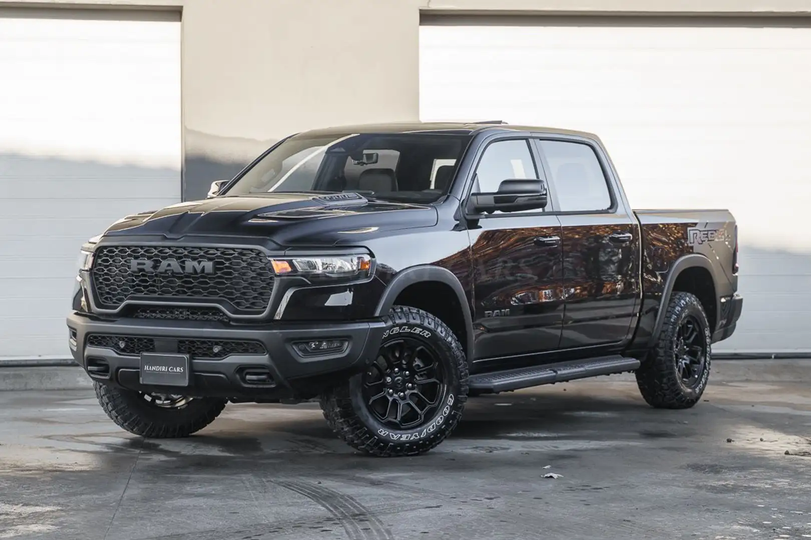 Dodge RAM 2025 Rebel PREMIUM € 63500 +SER AIR SUSPENSION Zwart - 1