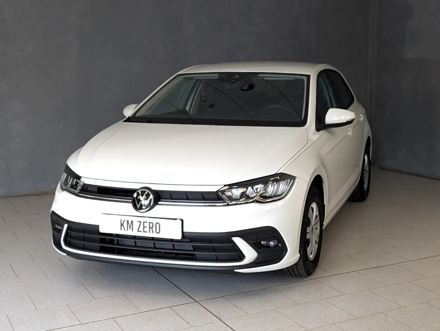 Volkswagen Polo 1.0 MPI 80CV LIMITED EDITION PLUS White - 2