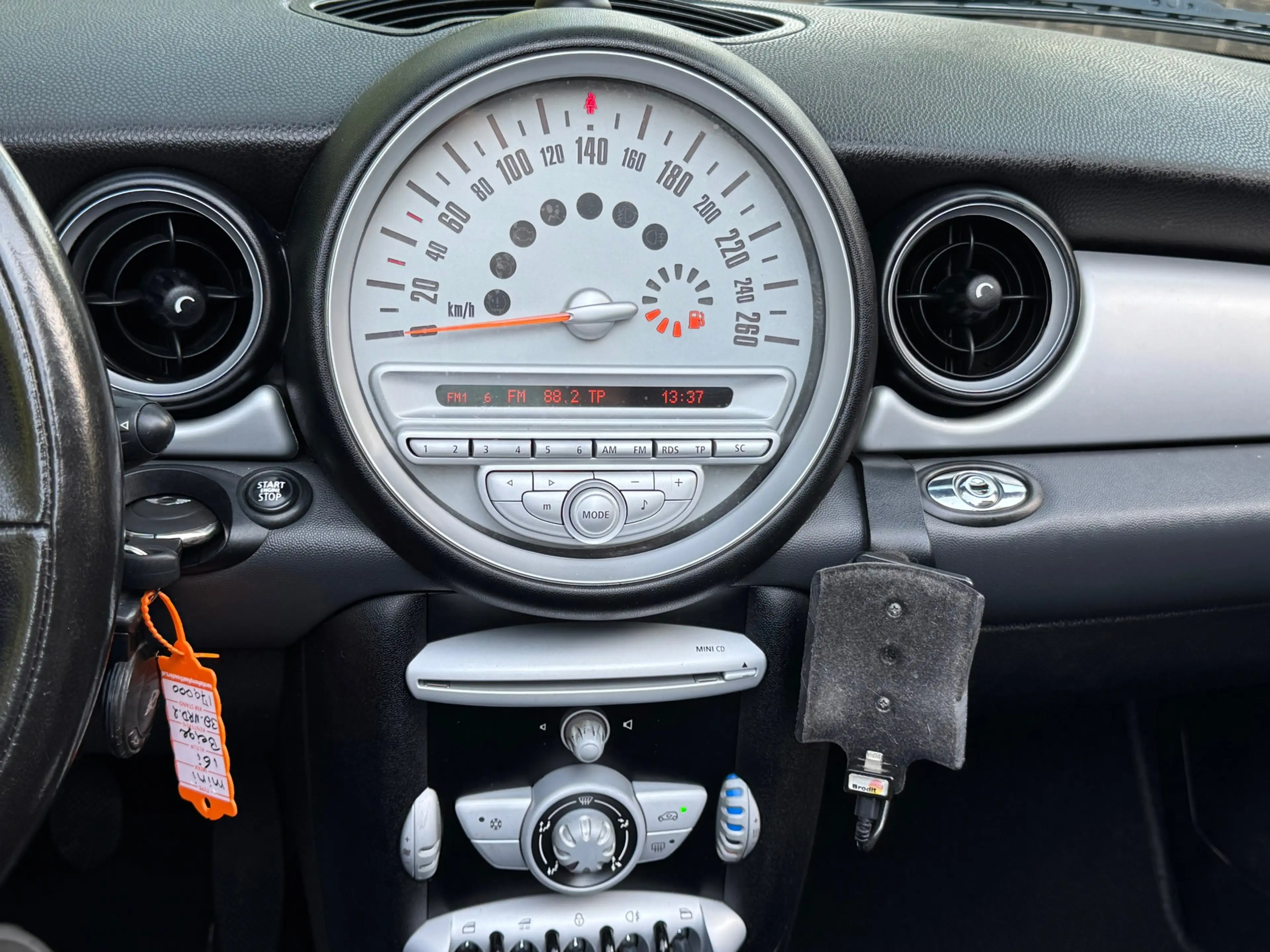 MINI One Cabrio 1.6 Anniversary Leder zwarte velgen — photo 19