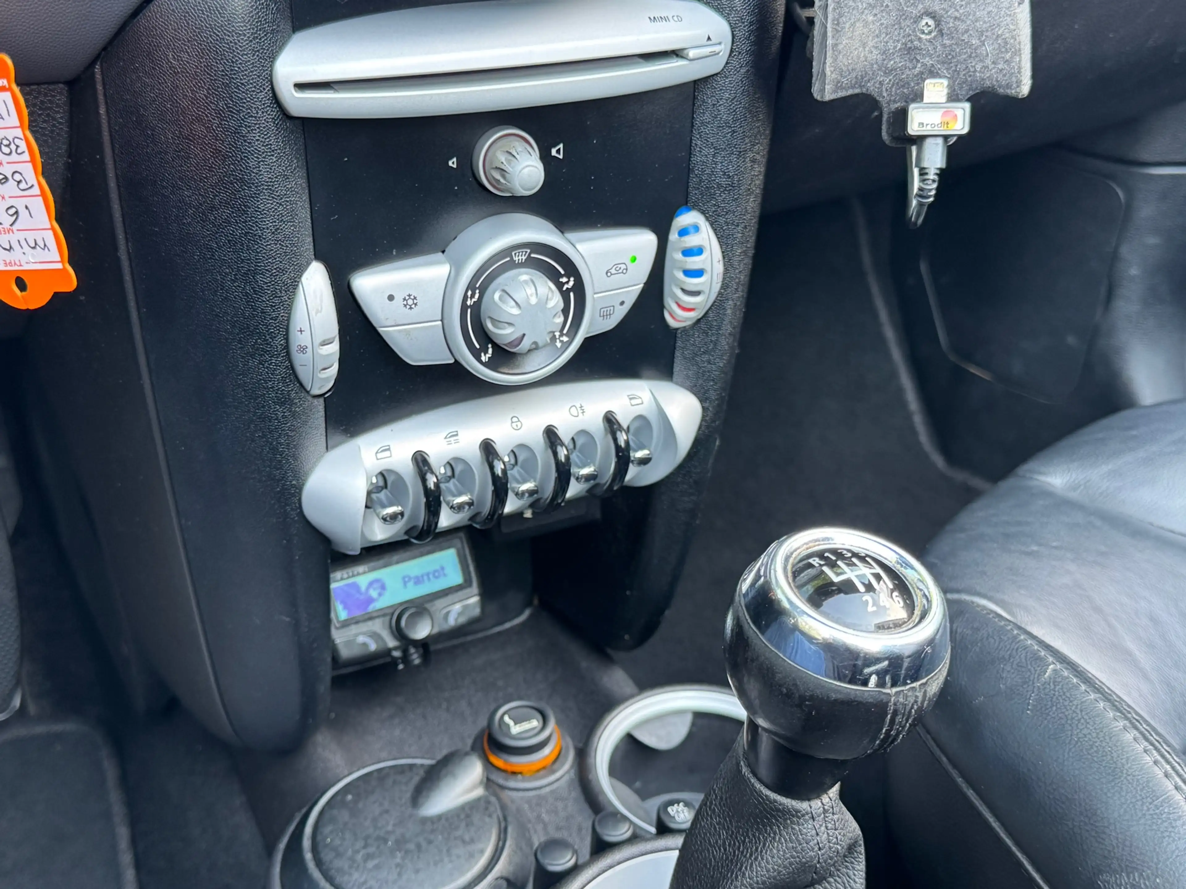 MINI One Cabrio 1.6 Anniversary Leder zwarte velgen — photo 20
