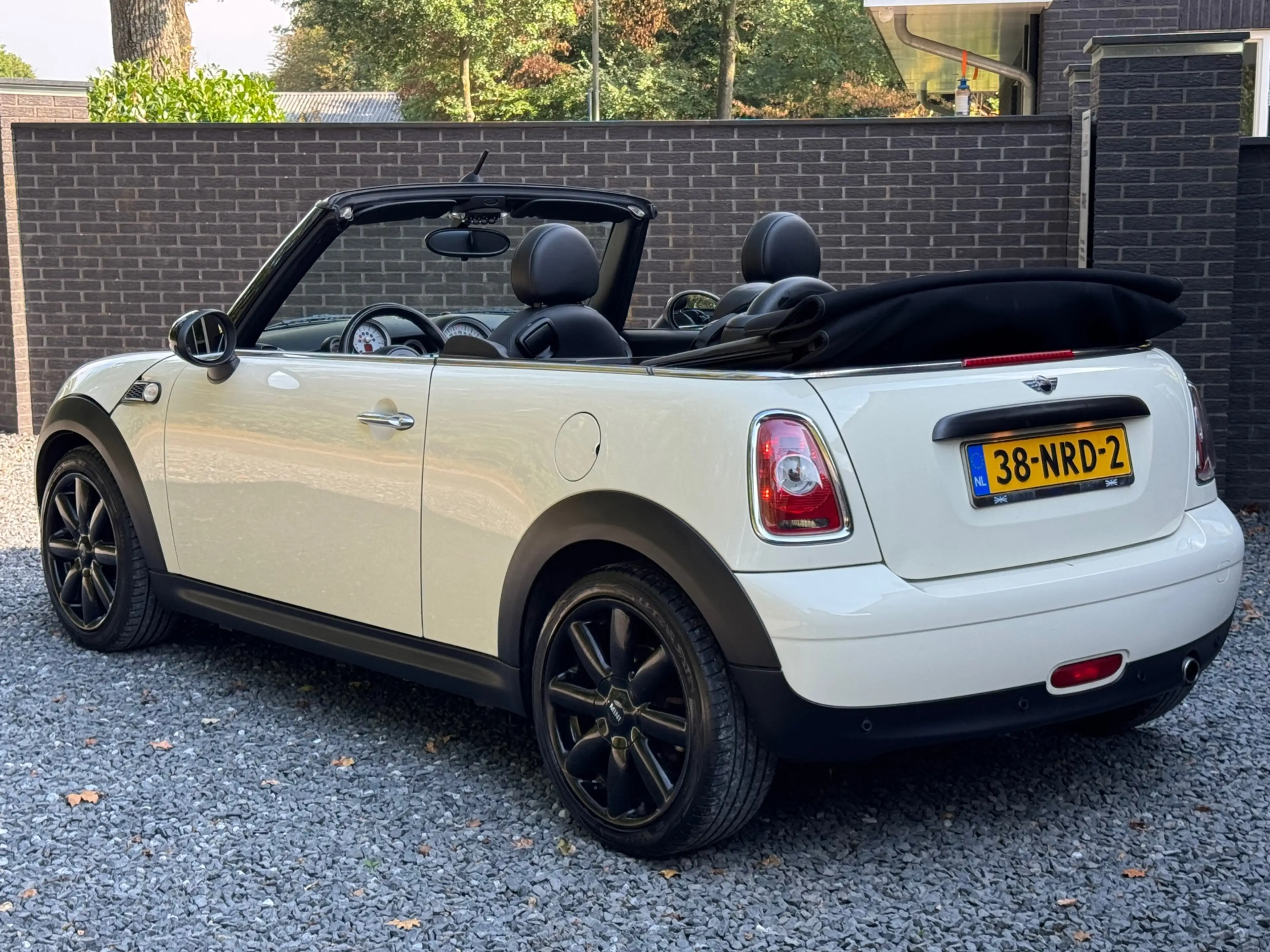 MINI One Cabrio 1.6 Anniversary Leder zwarte velgen — photo 12