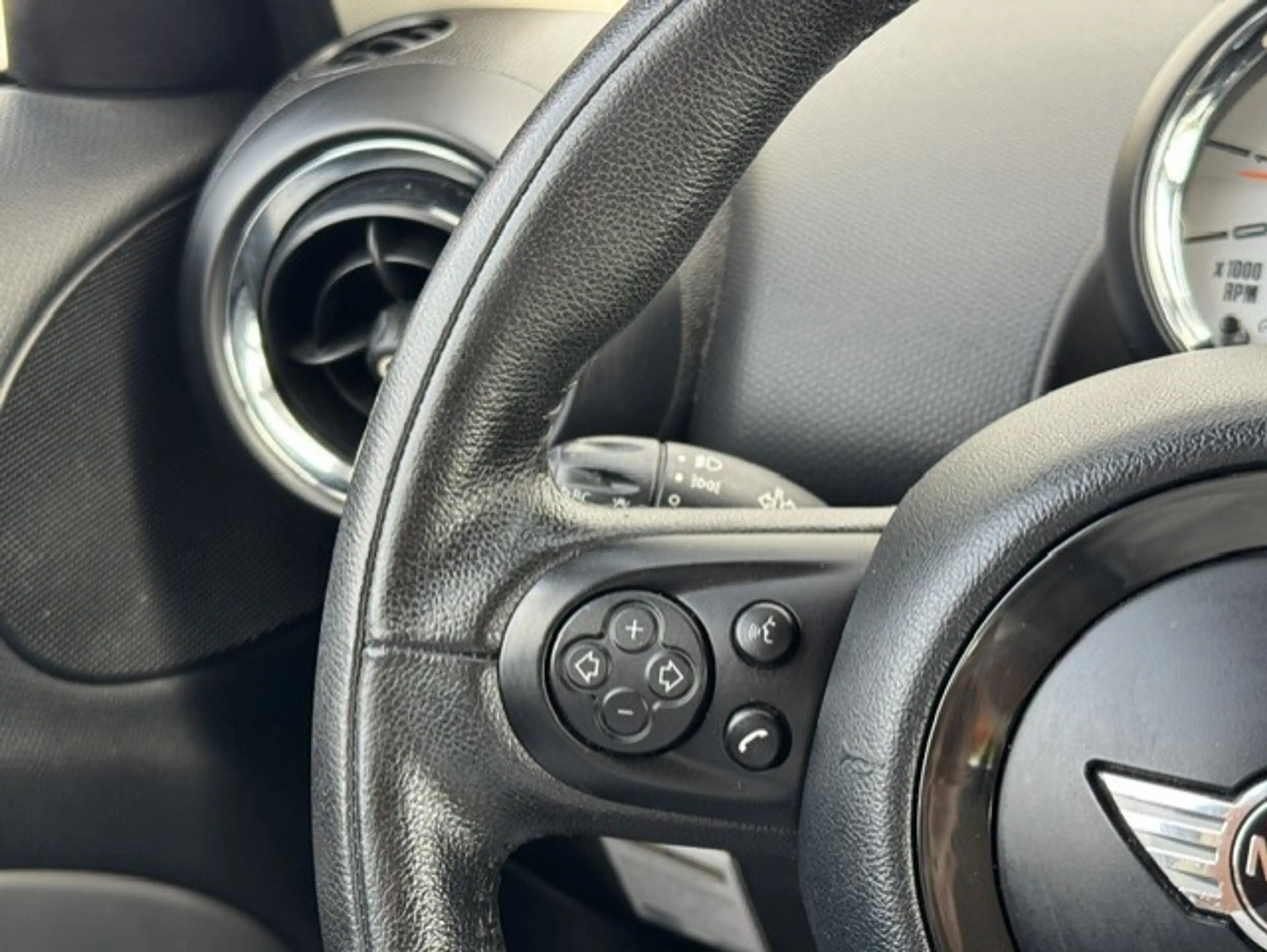 MINI One Countryman Mini 1.6 - Origineel NL -NAP-Navi-Cruise — photo 22