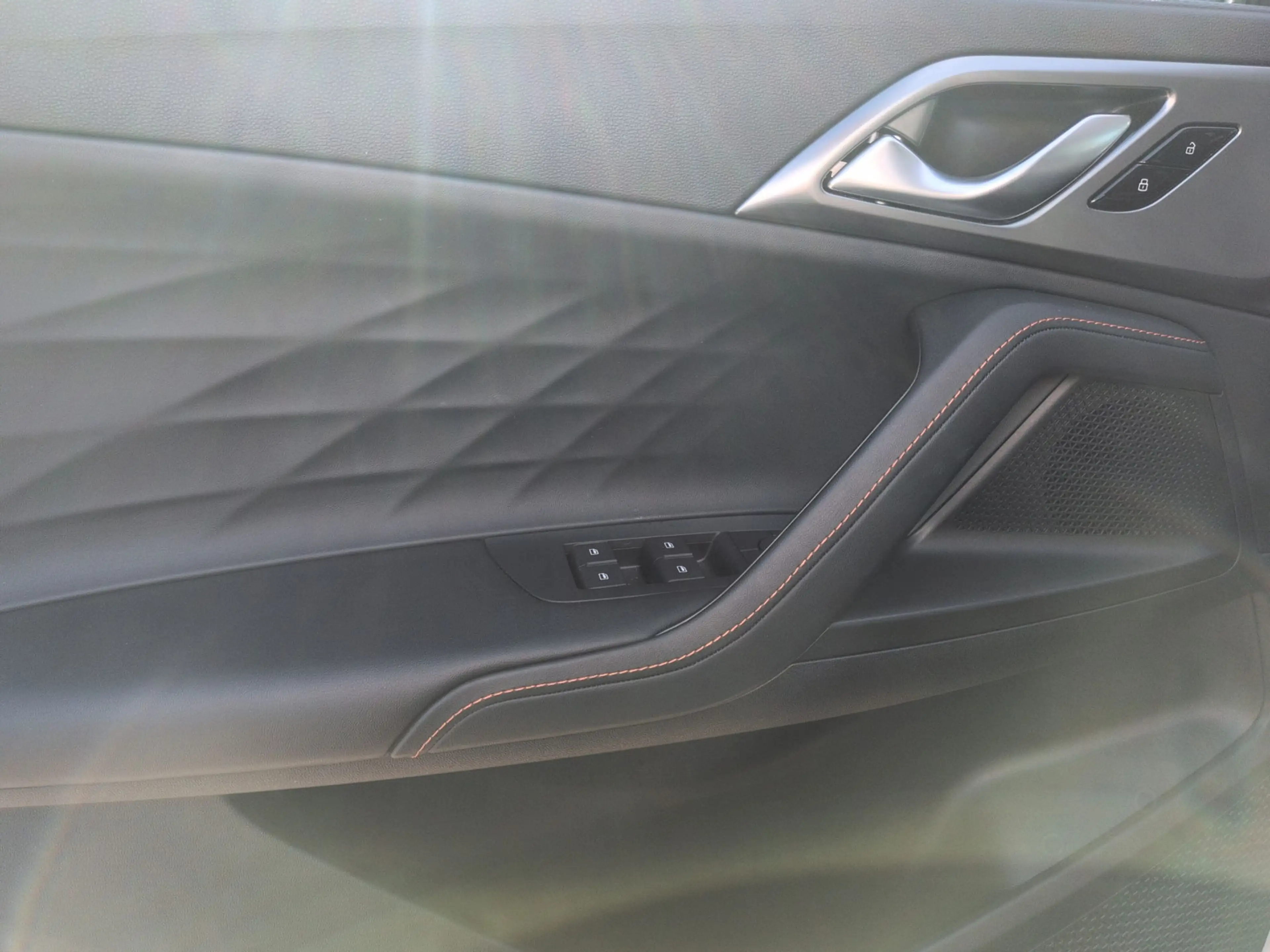 MG HS Comfort 170 PS Comfort CarPlay LED PDC — photo 13