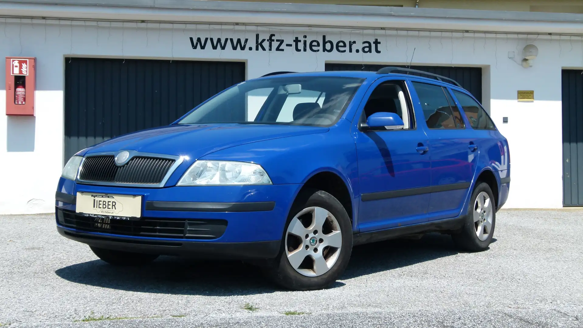 Skoda Octavia Combi 1,9 TDI  4x4 *AHK*EXPORT* Blue - 1