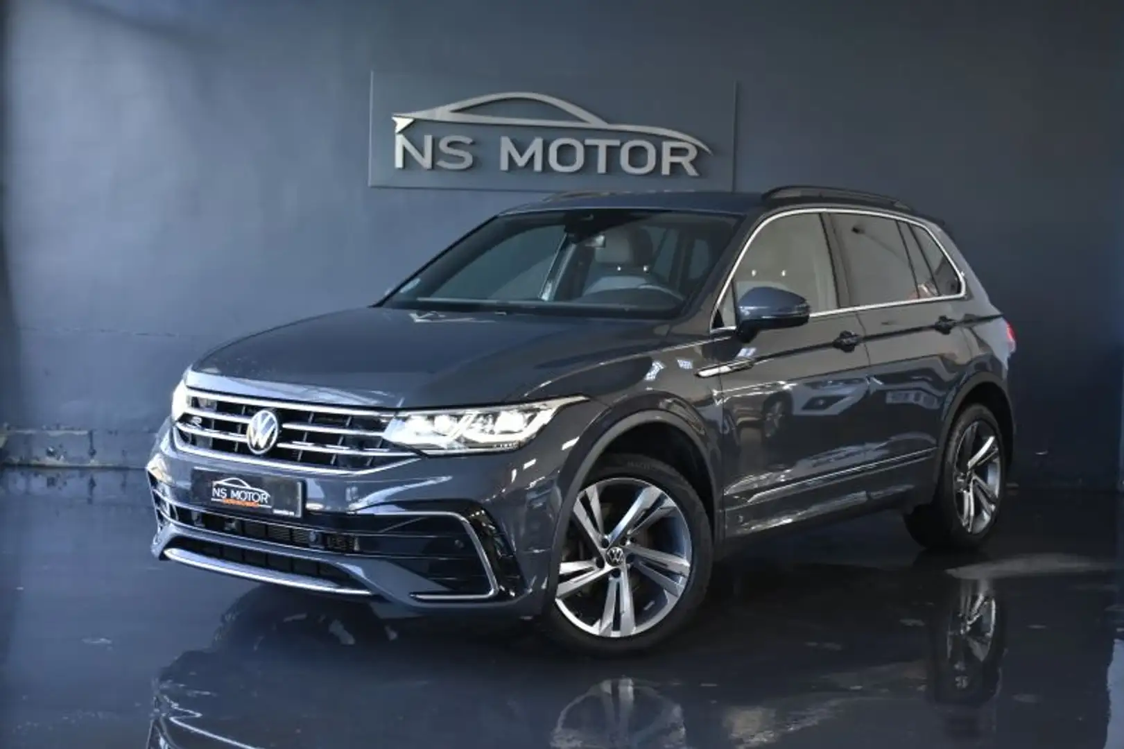 Volkswagen Tiguan 2.0TDI R-Line 4Motion DSG 147kW Gris - 1