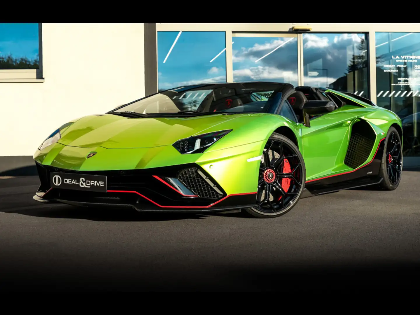 Lamborghini Aventador AVENTADOR ULTIMAE ROADSTER LP780-4 6.5 V12°1/250 Vert - 1