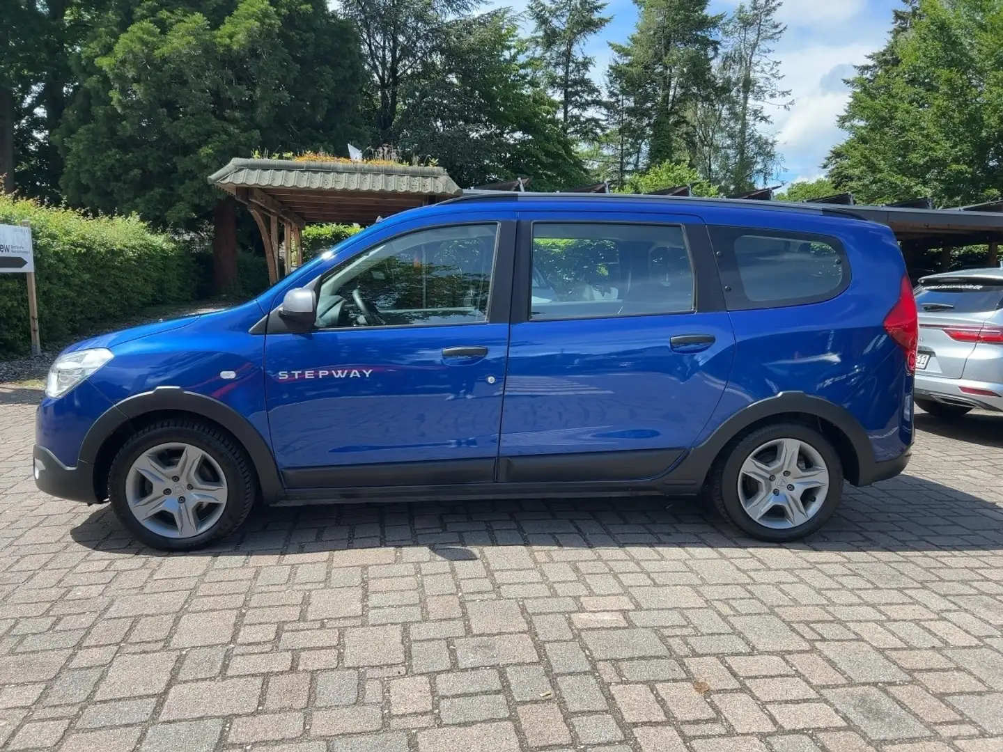 Dacia Lodgy Stepway 1.5 dCi 115 *7-Sitzer* Bleu - 2