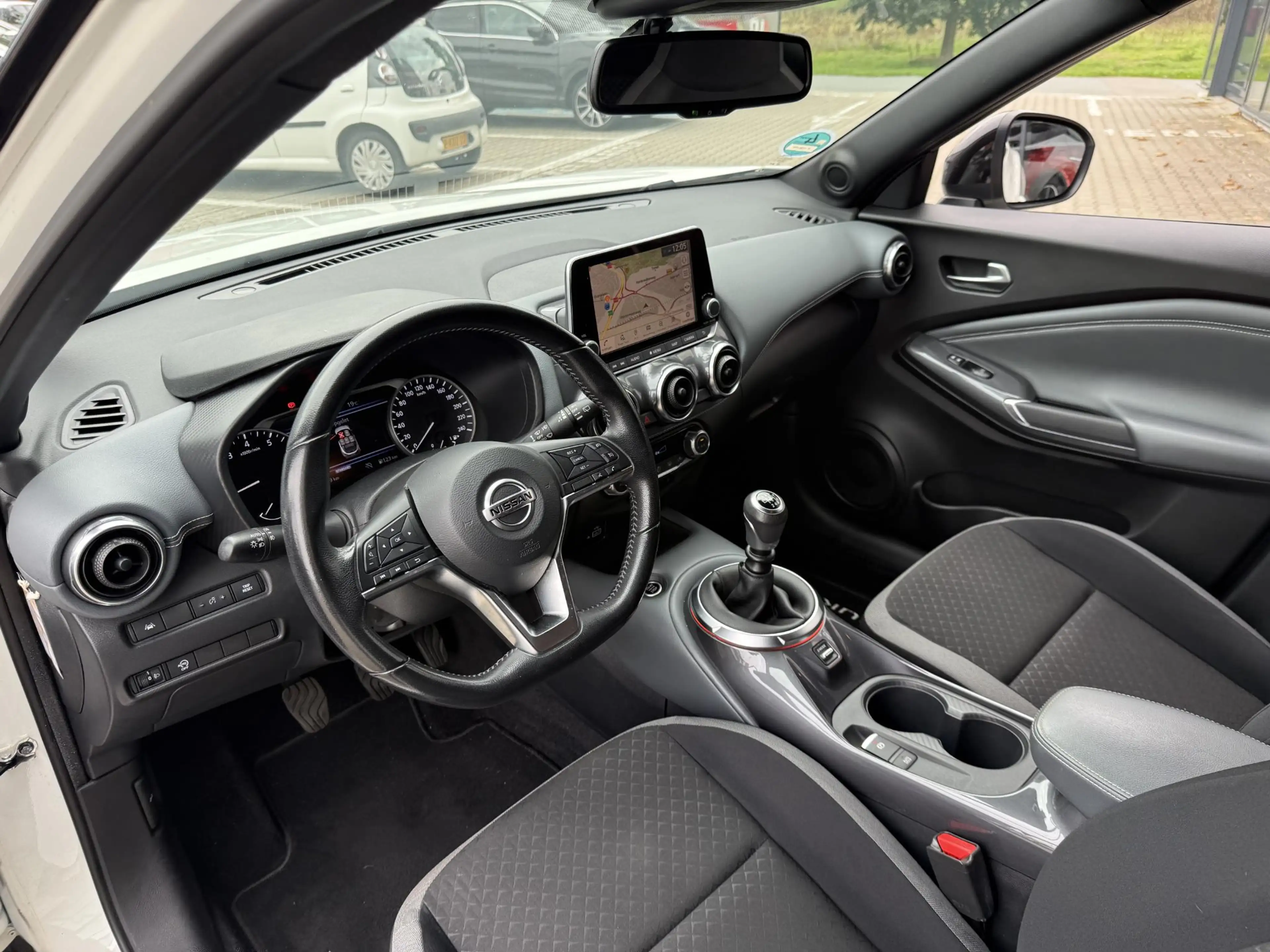 Nissan Juke 1.0 DIG-T N-Connecta *Navigatie & Cruise Control* — photo 7