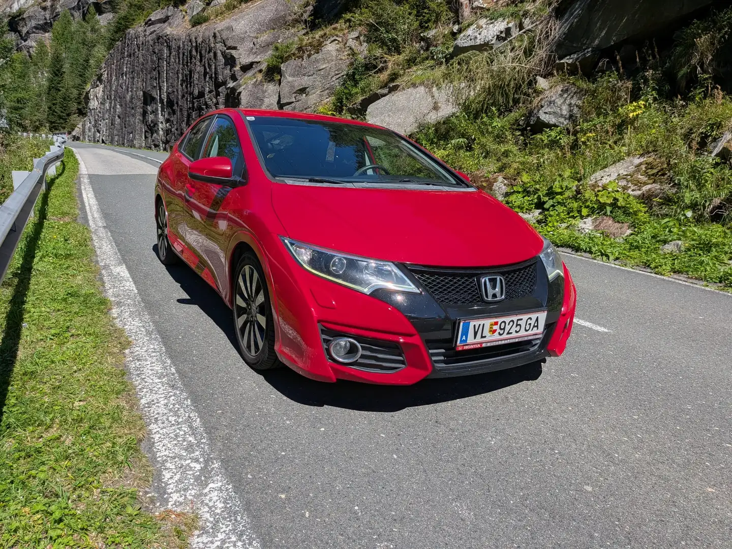 Honda Civic 1,6i-DTEC Elegance - 1