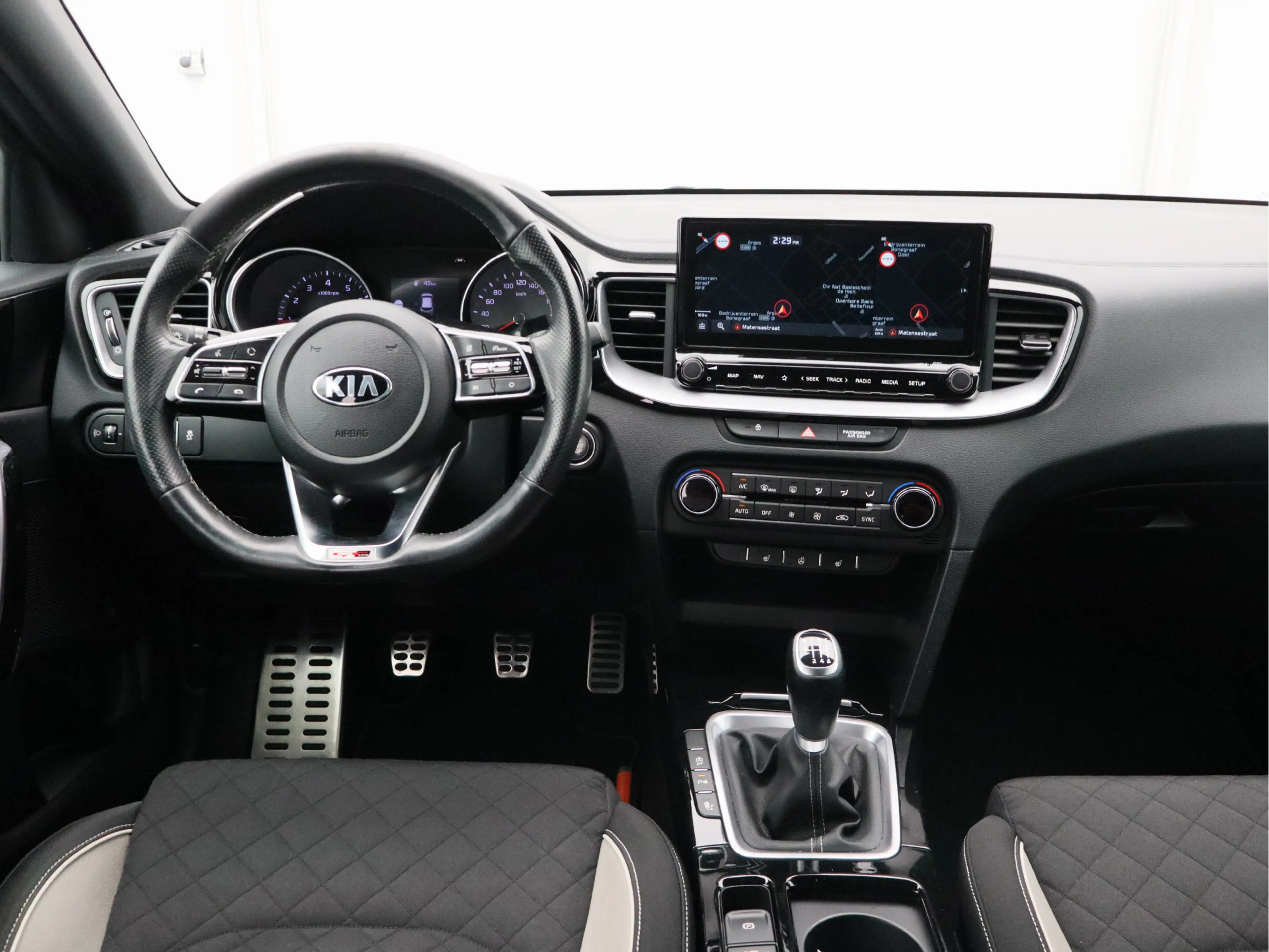 Kia Ceed SW / cee'd SW Sportswagon 1.0 T-GDi GT-Line Business Edition/ la — photo 25