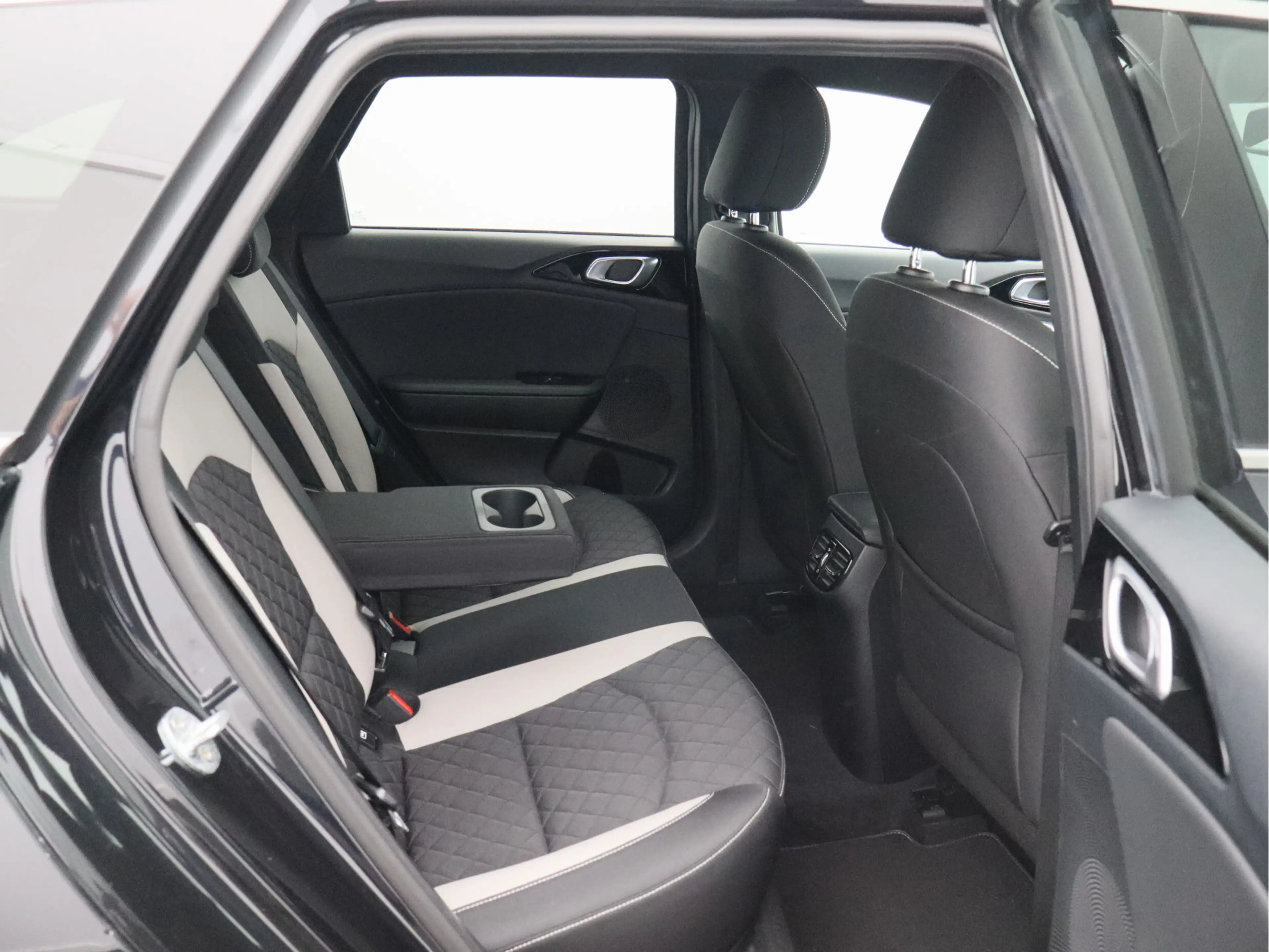 Kia Ceed SW / cee'd SW Sportswagon 1.0 T-GDi GT-Line Business Edition/ la — photo 20