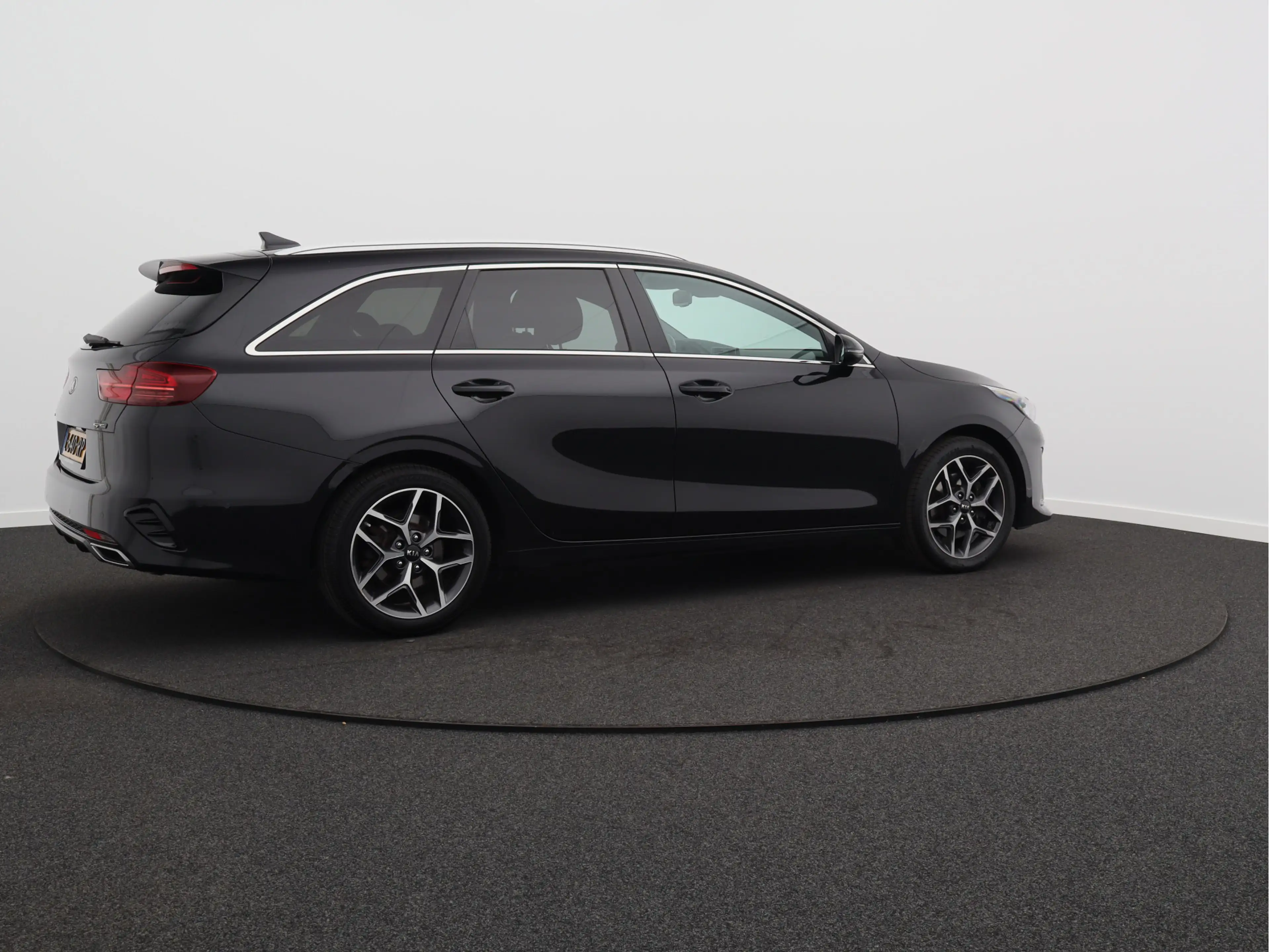 Kia Ceed SW / cee'd SW Sportswagon 1.0 T-GDi GT-Line Business Edition/ la — photo 19