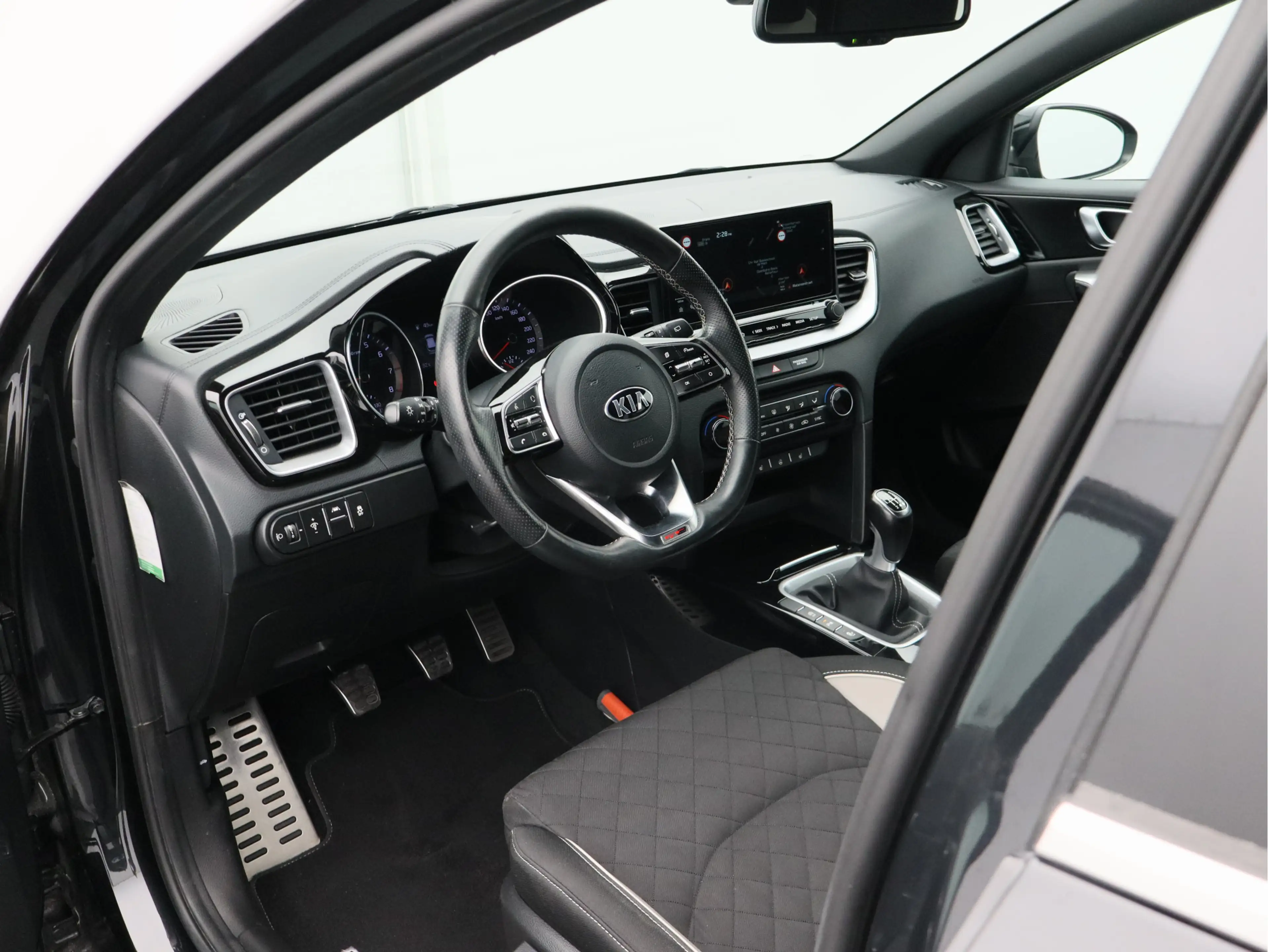 Kia Ceed SW / cee'd SW Sportswagon 1.0 T-GDi GT-Line Business Edition/ la — photo 30
