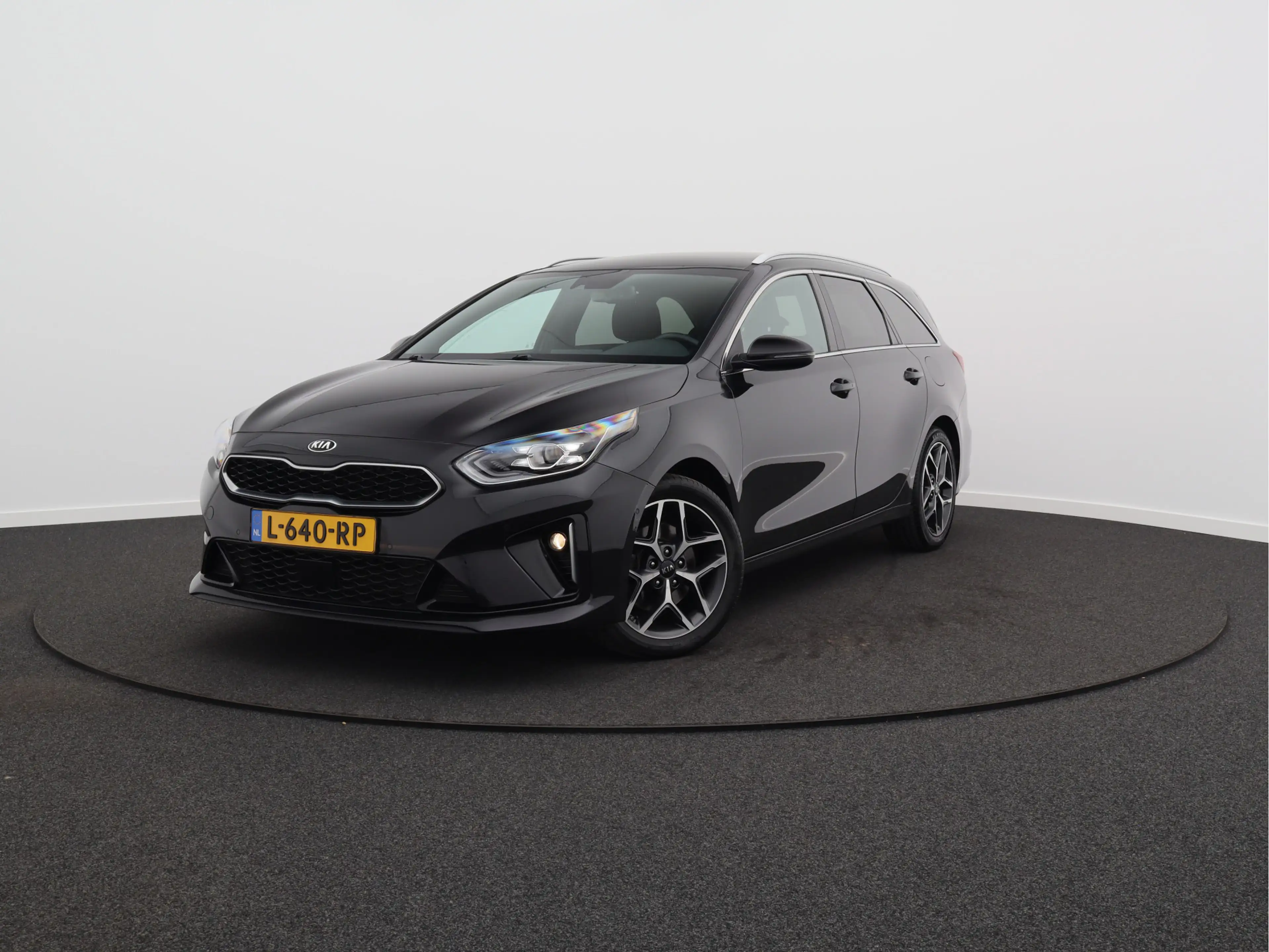 Kia Ceed SW / cee'd SW Sportswagon 1.0 T-GDi GT-Line Business Edition/ la — photo 29