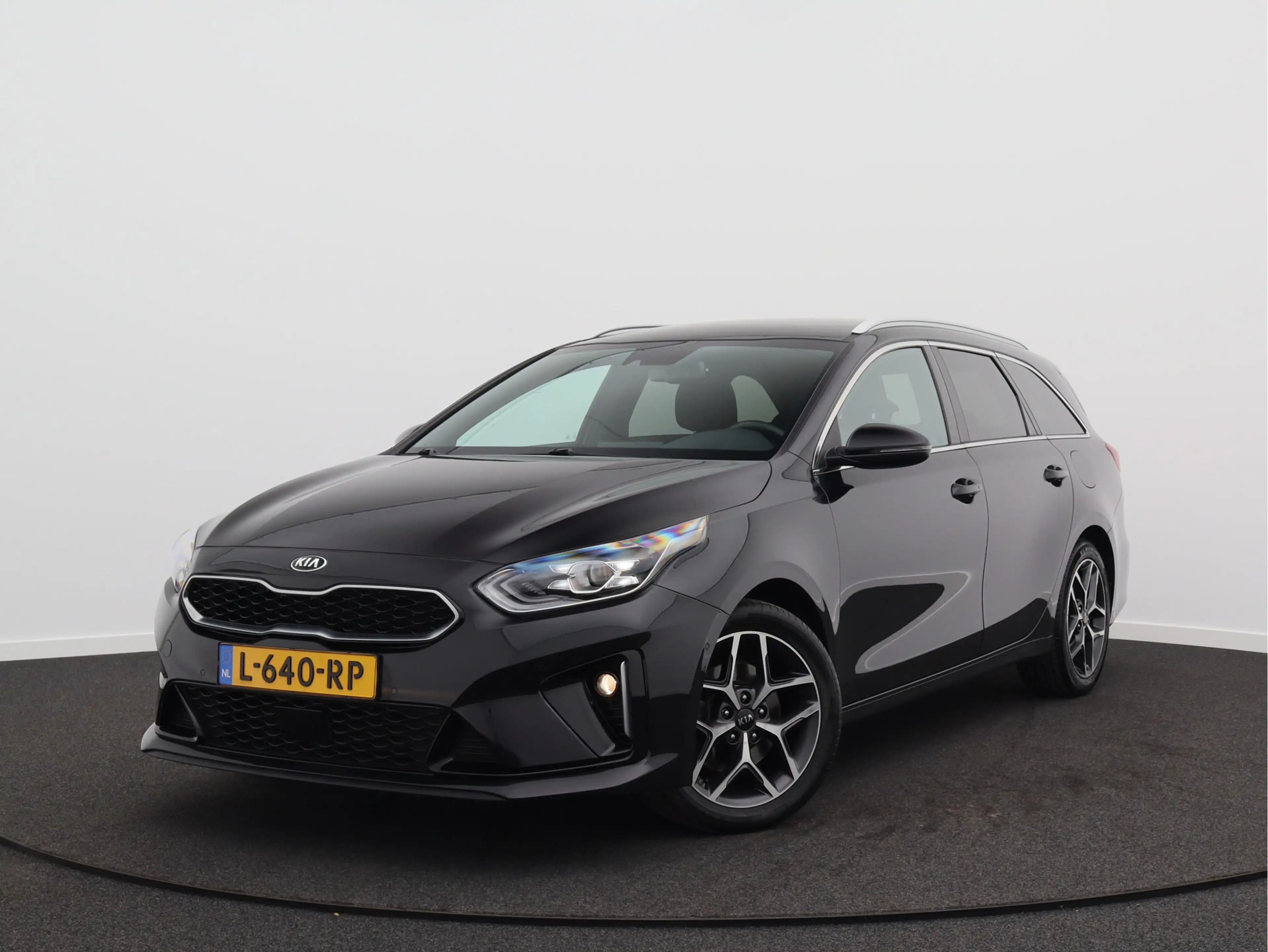 Kia Ceed SW / cee'd SW Sportswagon 1.0 T-GDi GT-Line Business Edition/ la — photo 4