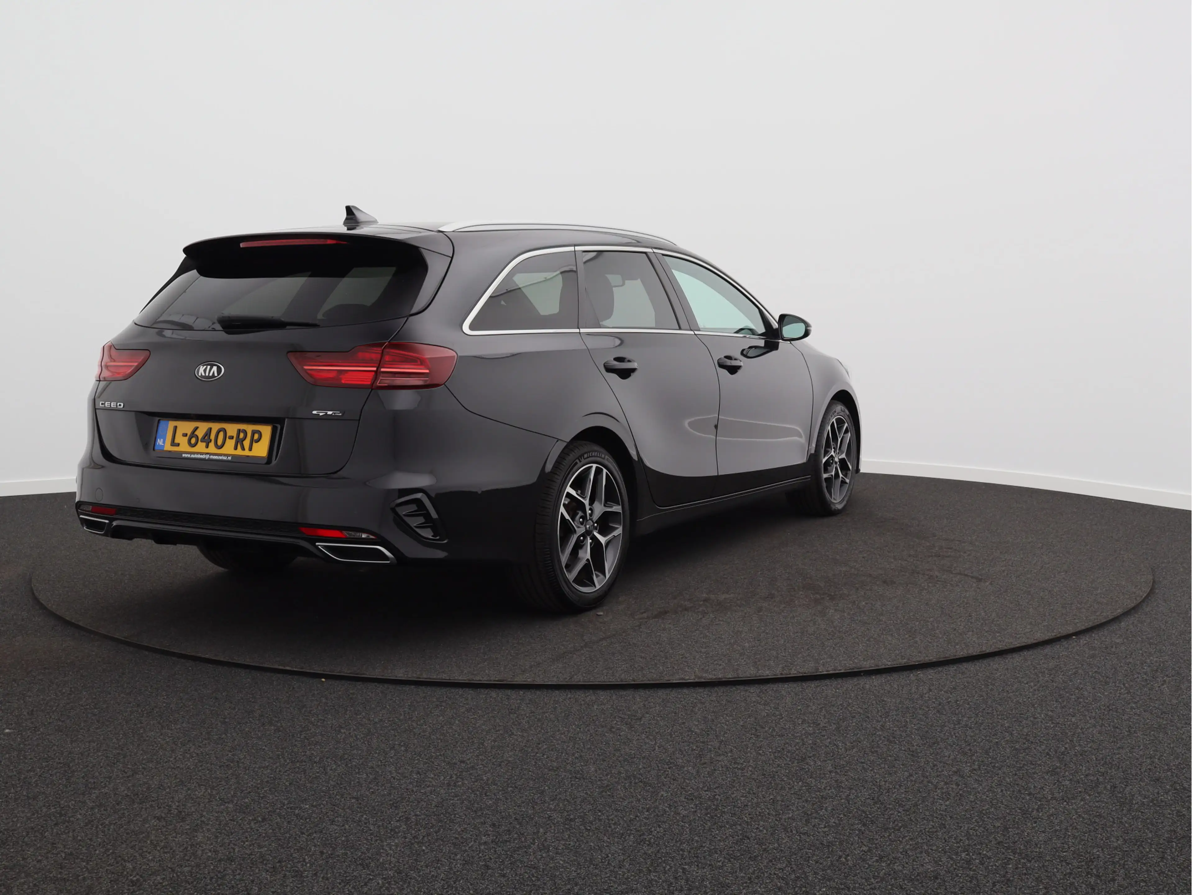 Kia Ceed SW / cee'd SW Sportswagon 1.0 T-GDi GT-Line Business Edition/ la — photo 17