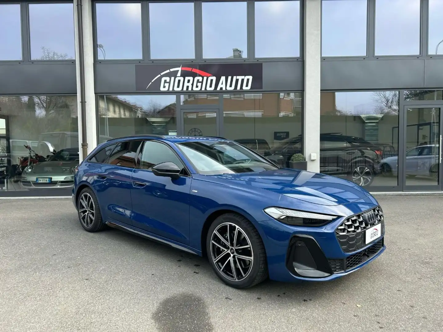 Audi A5 Avant TDI 150 kW S tronic mHEV+ S Line edition Blu/Azzurro - 1