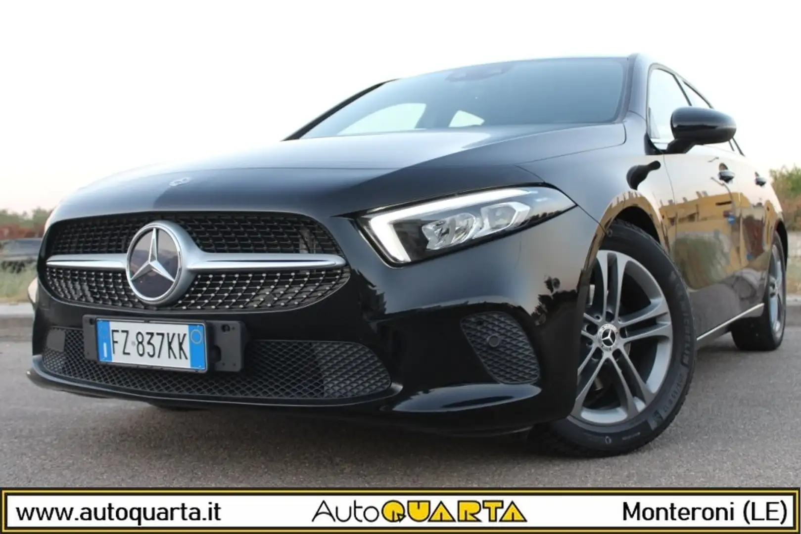 Mercedes-Benz A 180 d Aut. *SOLI 40.000 KM *CARPLAY *FULL LED Nero - 1