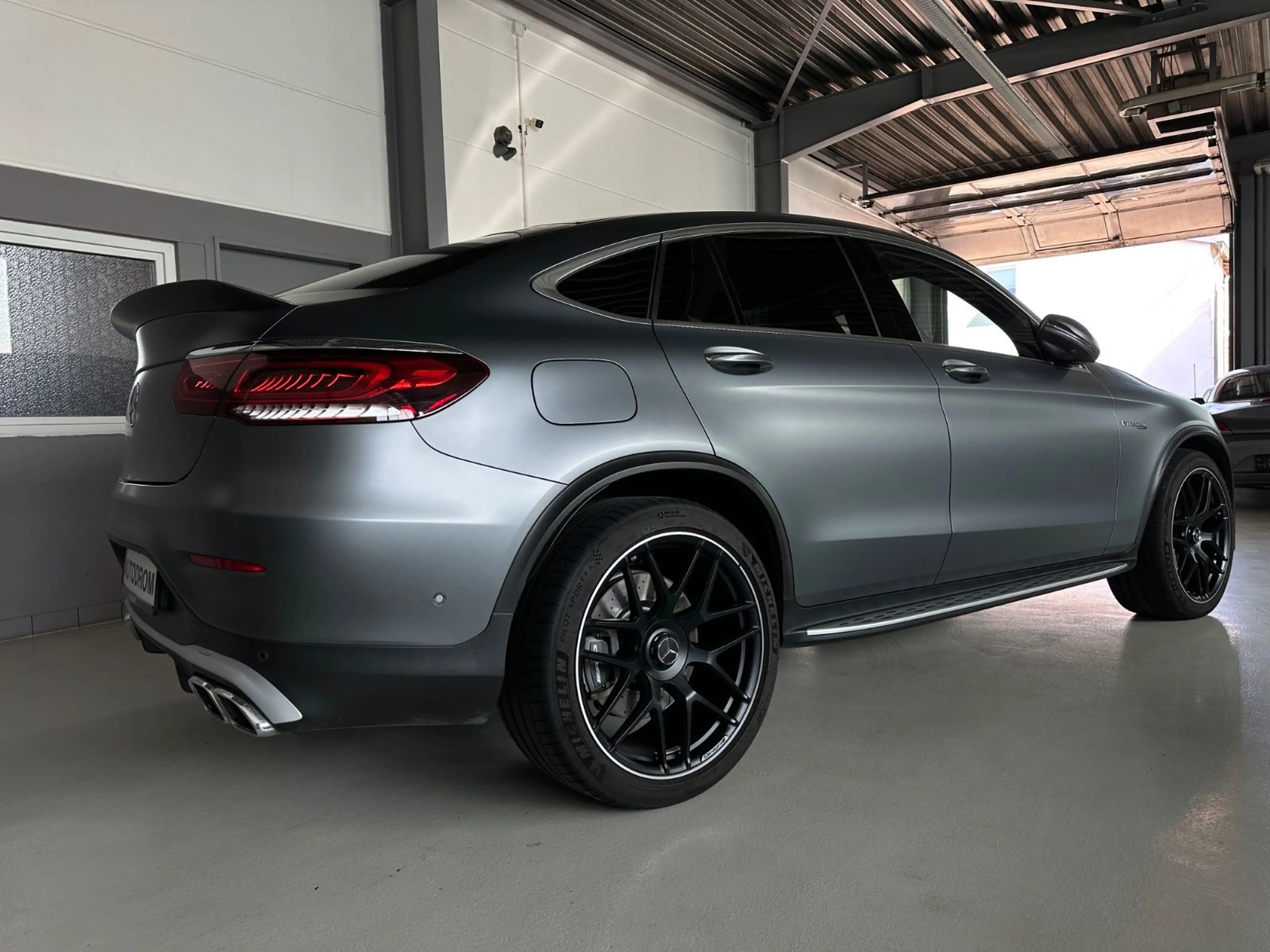 Mercedes-Benz GLC 63 AMG 4Matic+Performance Paket+V-MAX+612PS — photo 6