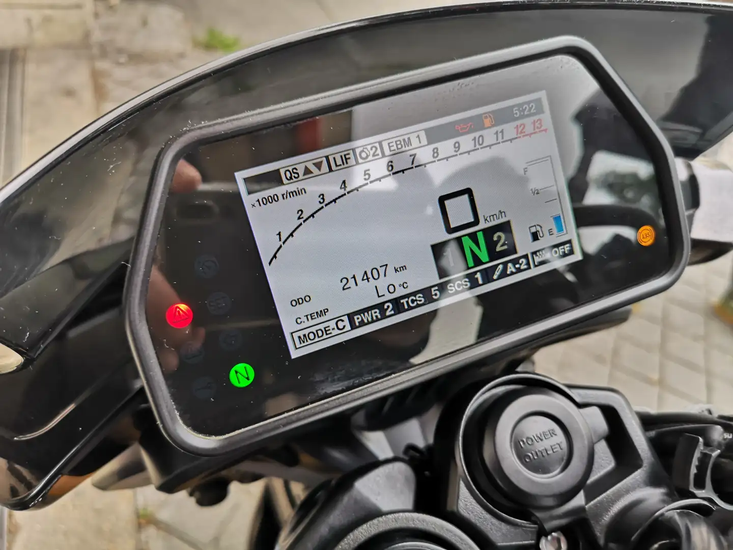Yamaha MT-10 Grau - 2