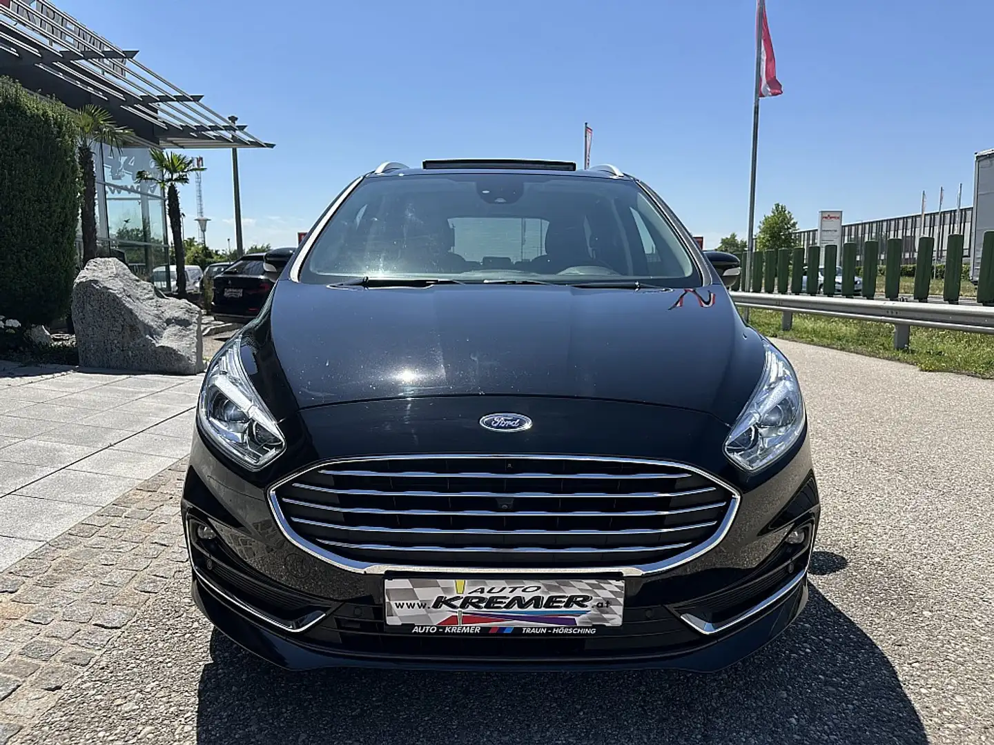 Ford Galaxy 2,0 EcoBlue SCR Titanium Aut./LED/PANO/ACC/AHK/... Noir - 2