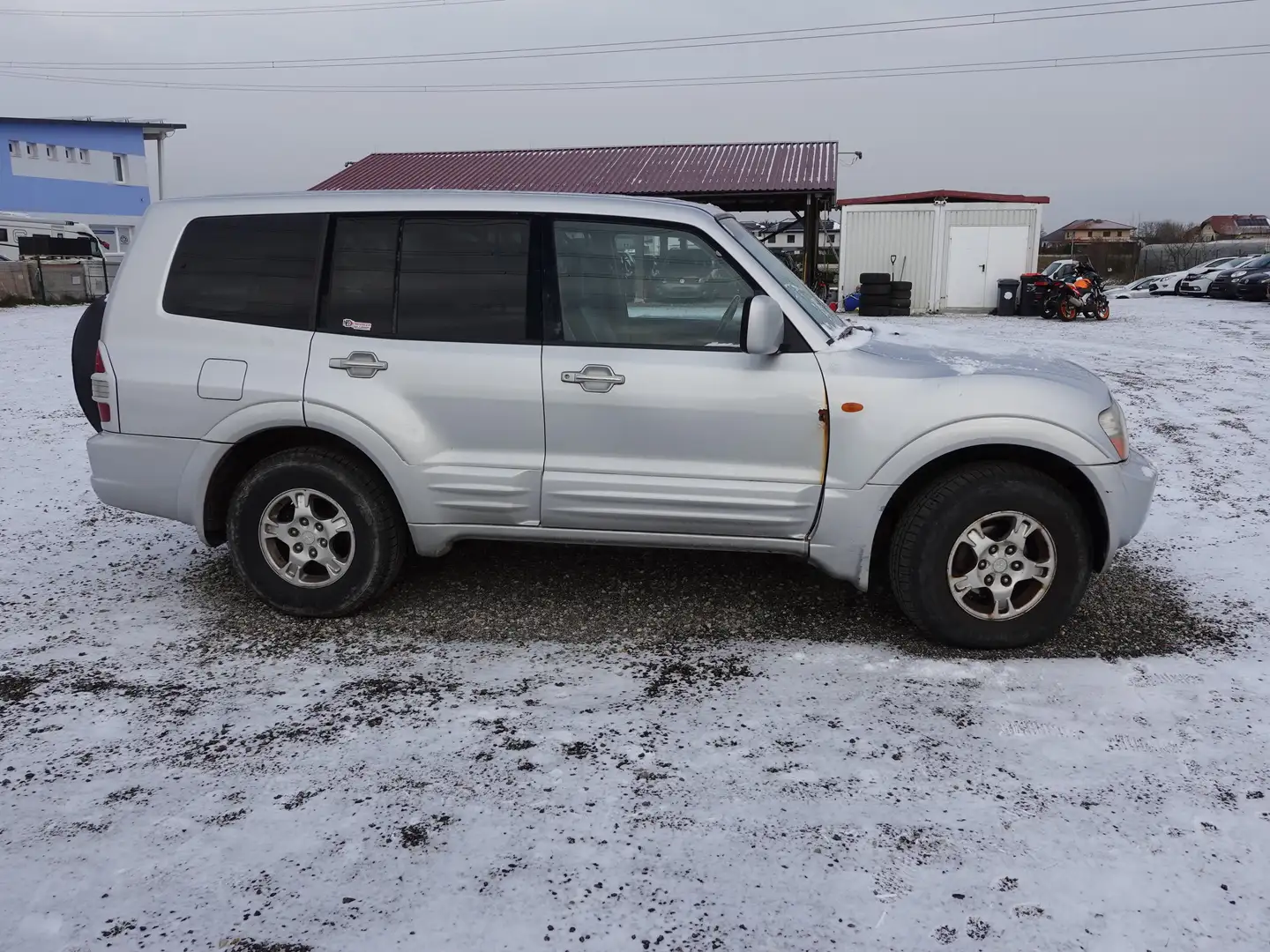 Mitsubishi Pajero 3.2 4x4 Šedá - 1