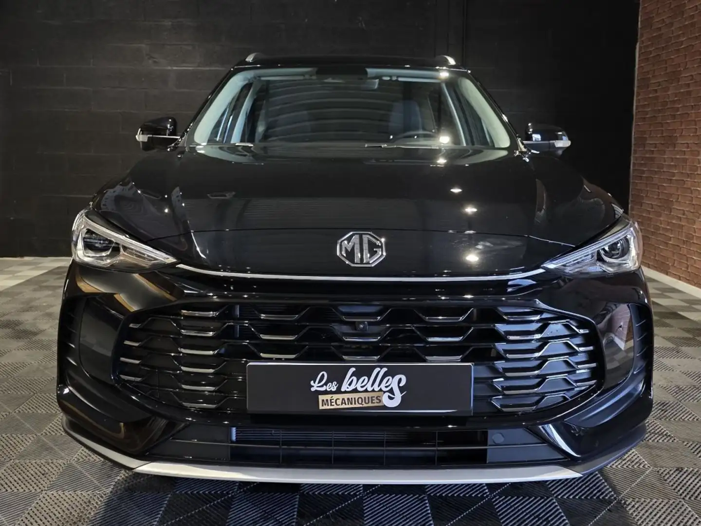 MG ZS 1.5 L Hybrid 197 ch Luxury - Garantie 7 ans - 2