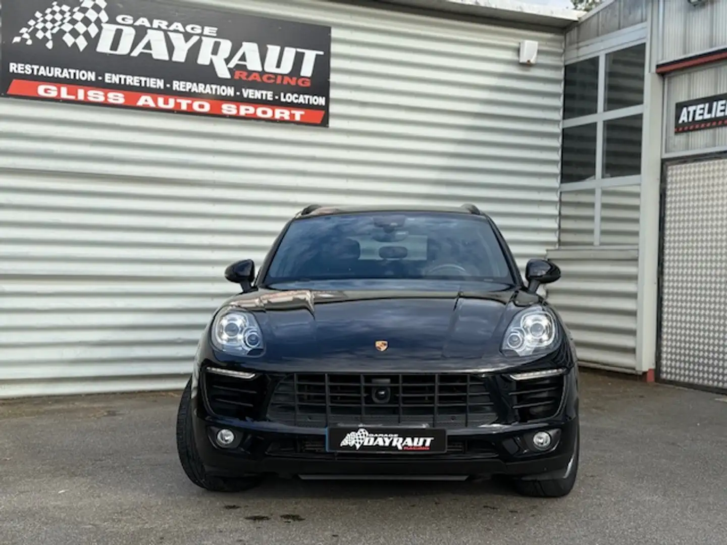 Porsche Macan S 3.0 V6 DIESEL PACK SPORT+/CHRONO/ATTELAGE/TOIT O Czarny - 2