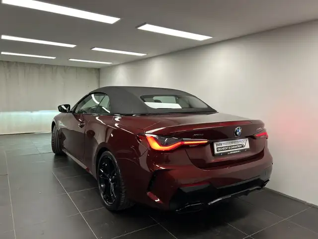 BMW 4 Series view 10