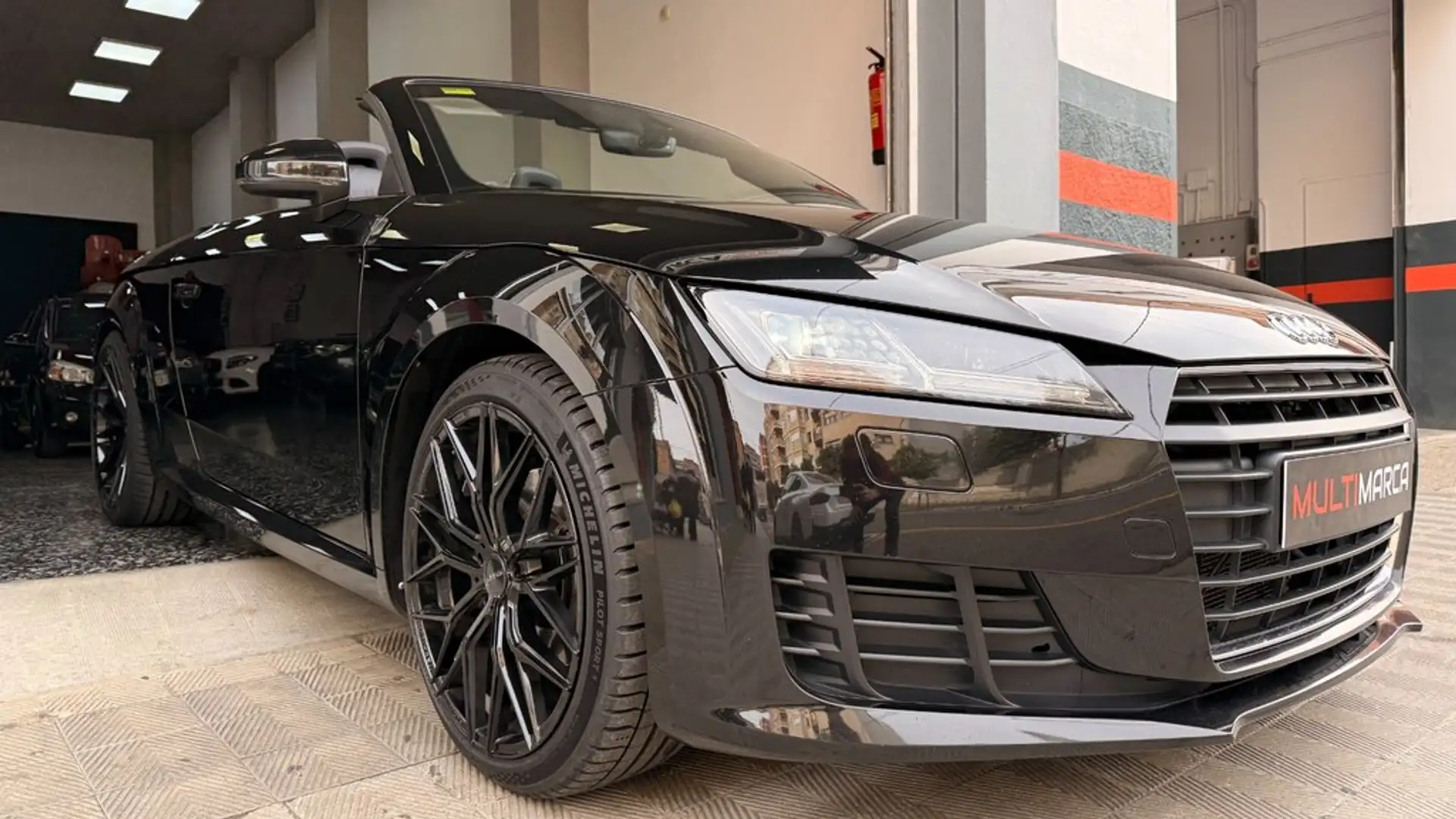 Audi TT Roadster 2.0 TDI 184CV Noir - 2