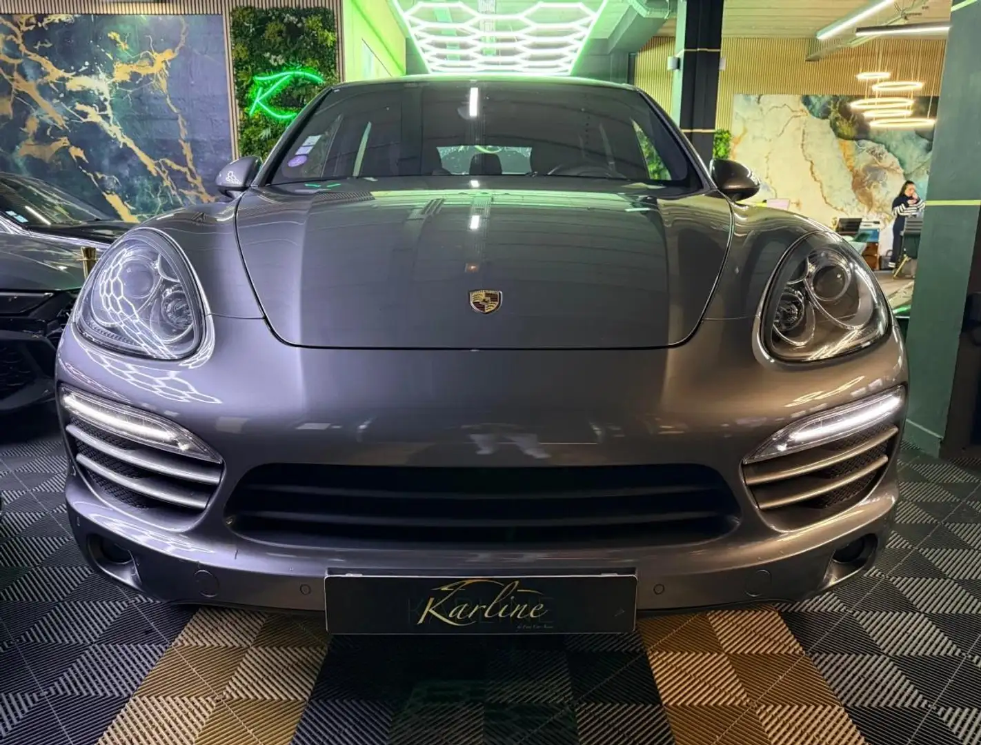 Porsche Cayenne 3.6 300 cv TIPTRONIC-S BVA8 I Entretiens Complet - Radar AV/AR - Sièges ÉLEC/MÉM Gris - 2