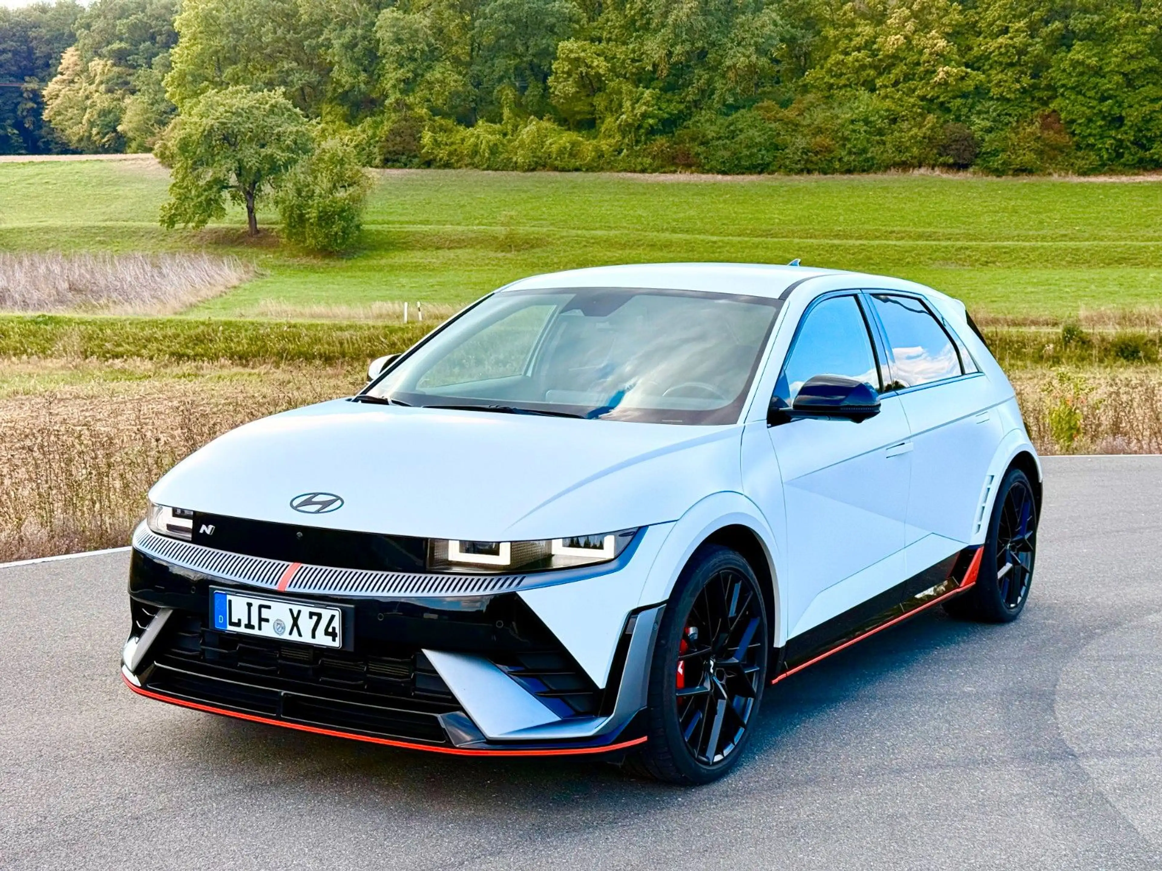 Hyundai IONIQ 5 N Elektro 4WD 650PS Sofort — photo 3