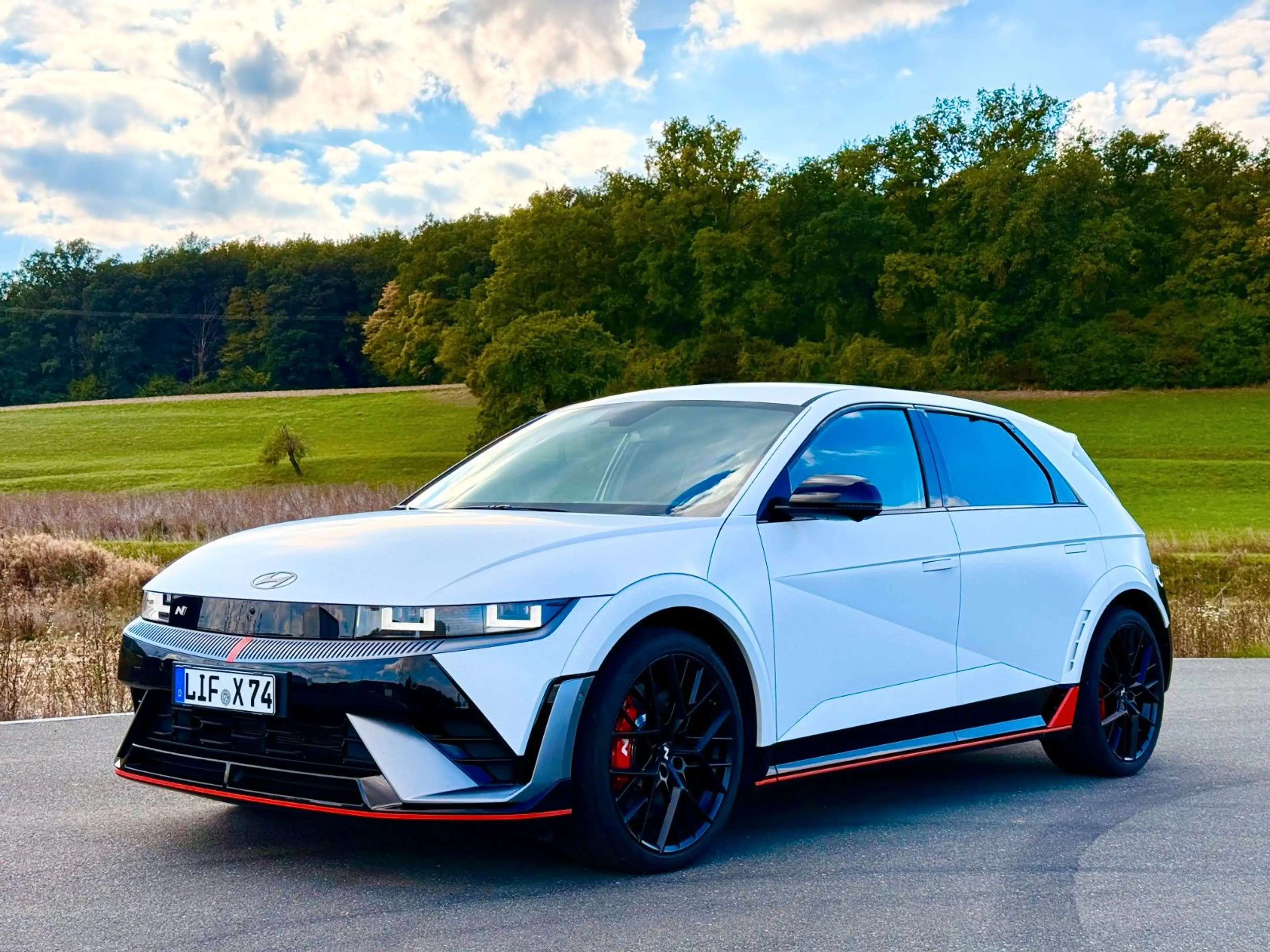 Hyundai IONIQ 5 N Elektro 4WD 650PS Sofort — photo 4