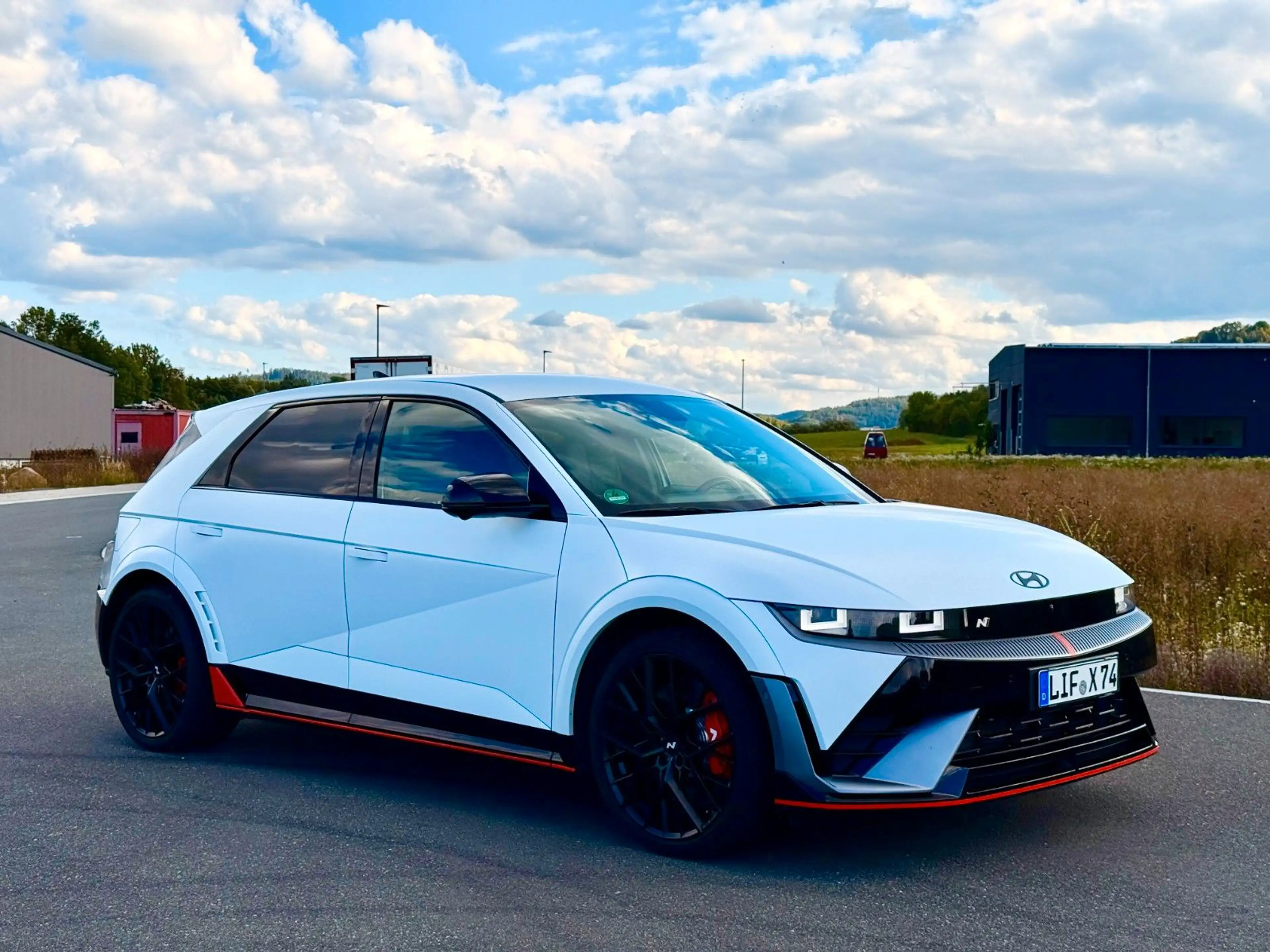 Hyundai IONIQ 5 N Elektro 4WD 650PS Sofort — photo 13