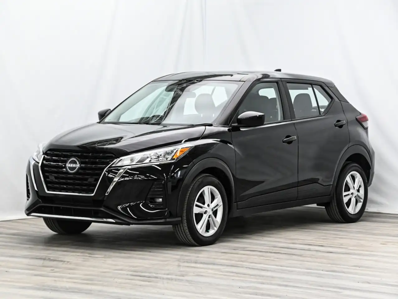 2023 Nissan Kicks