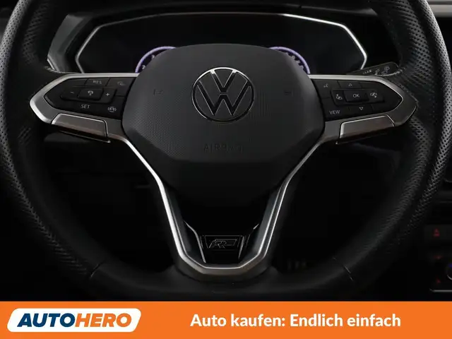 Volkswagen T-Cross view 19