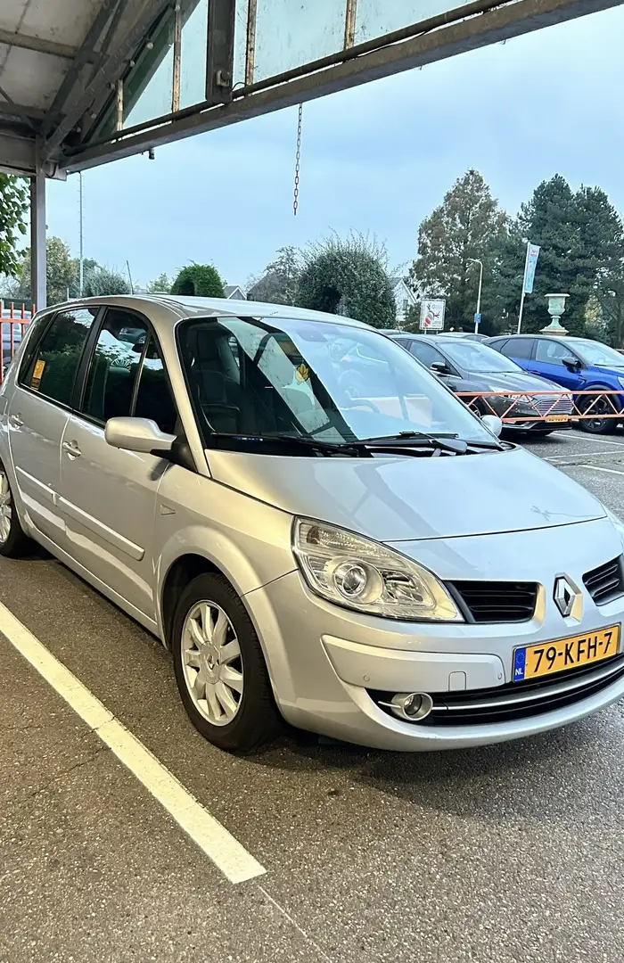 Renault Scenic 1.6 16V Aut. Authentique - 1