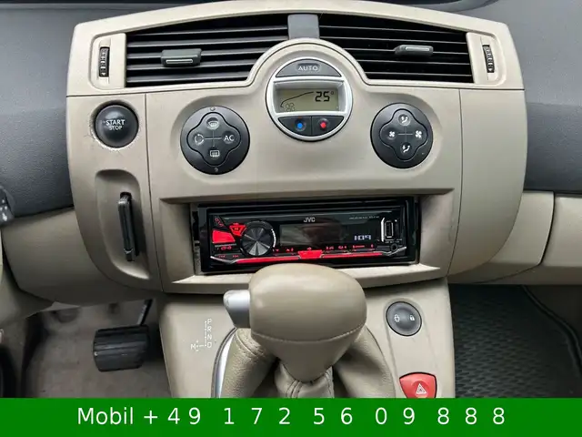 Renault Scenic view 18