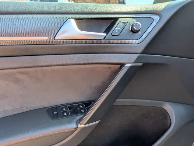 Volkswagen Golf view 22