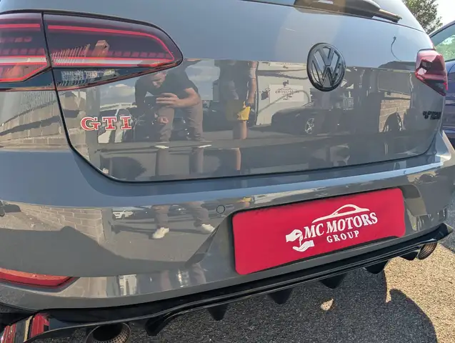 Volkswagen Golf view 10