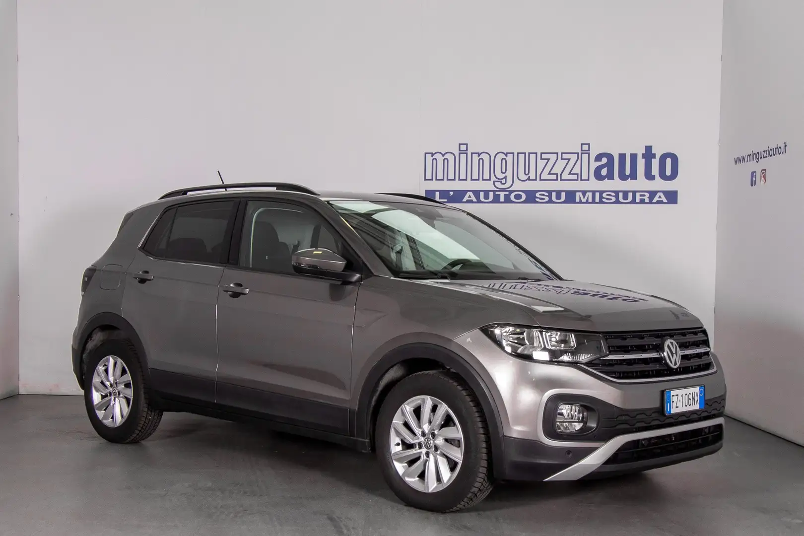 Volkswagen T-Cross 1.6 tdi Life 95cv dsg Grijs - 1