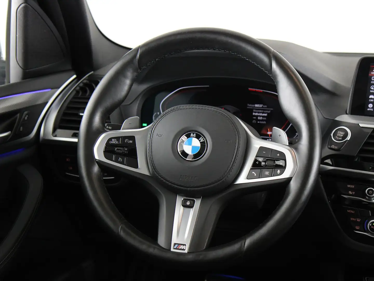 BMW X3 xDrive20i High Executive Edition Negro - 2
