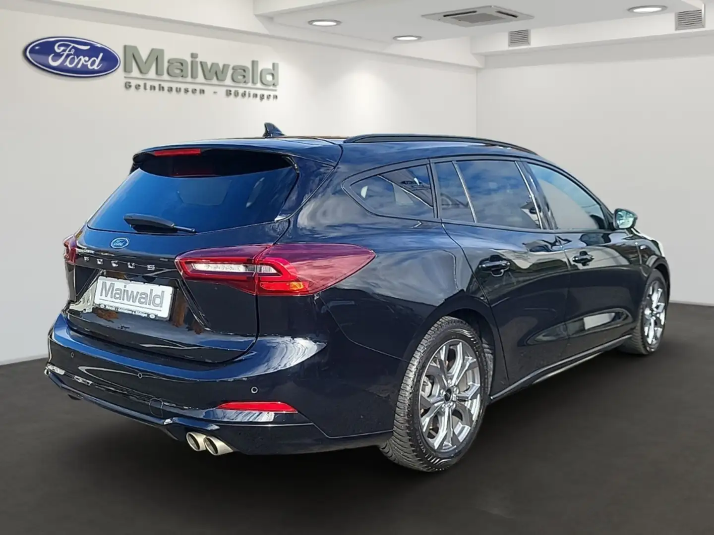 Ford Focus Turnier ST-Line X 1.0 EcoBoost Mild-Hybrid EU6e Na Schwarz - 2