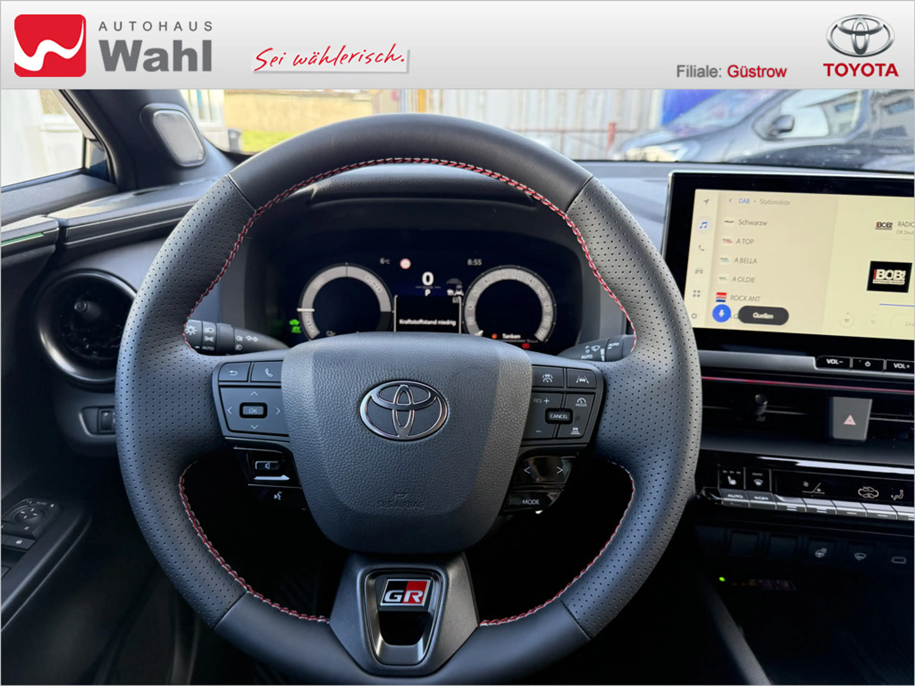 Toyota C-HR 2.0 Plug-In Hybrid FWD GR Sport — photo 10