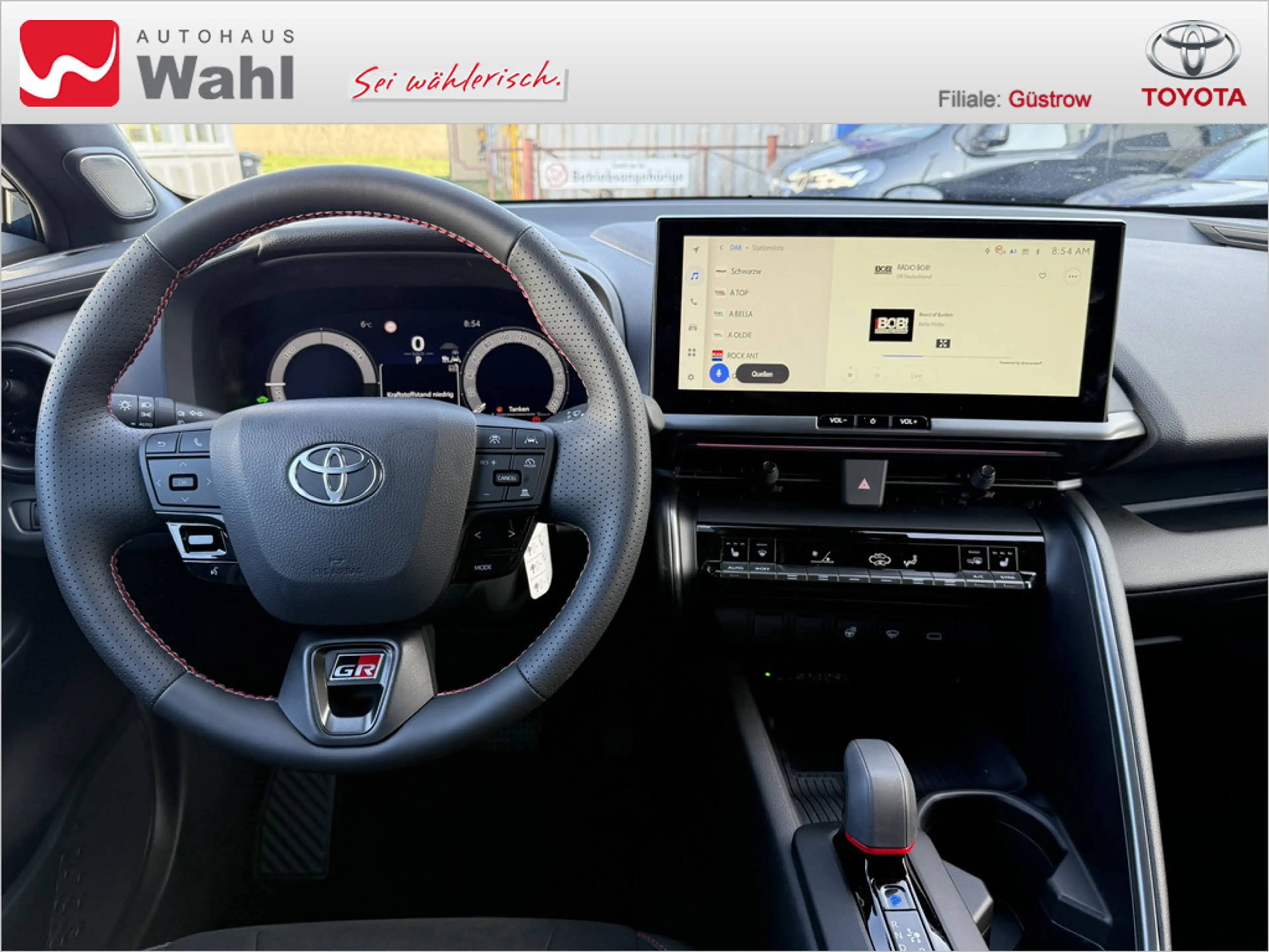 Toyota C-HR 2.0 Plug-In Hybrid FWD GR Sport — photo 9
