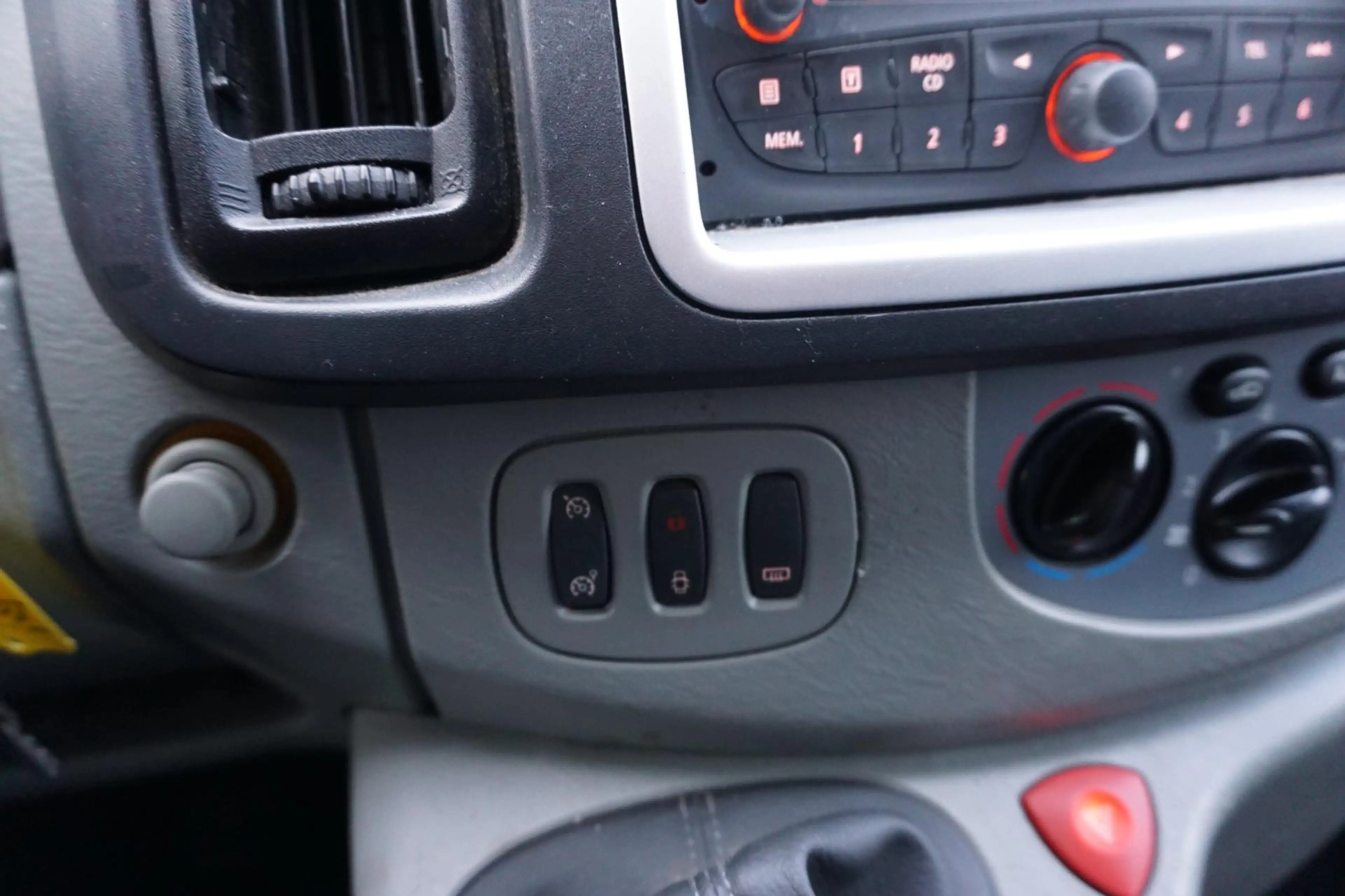 Renault Trafic Passenger 2.0 dCi T29 L2H 84KW 9ERSOON /MARGE / NA — photo 7