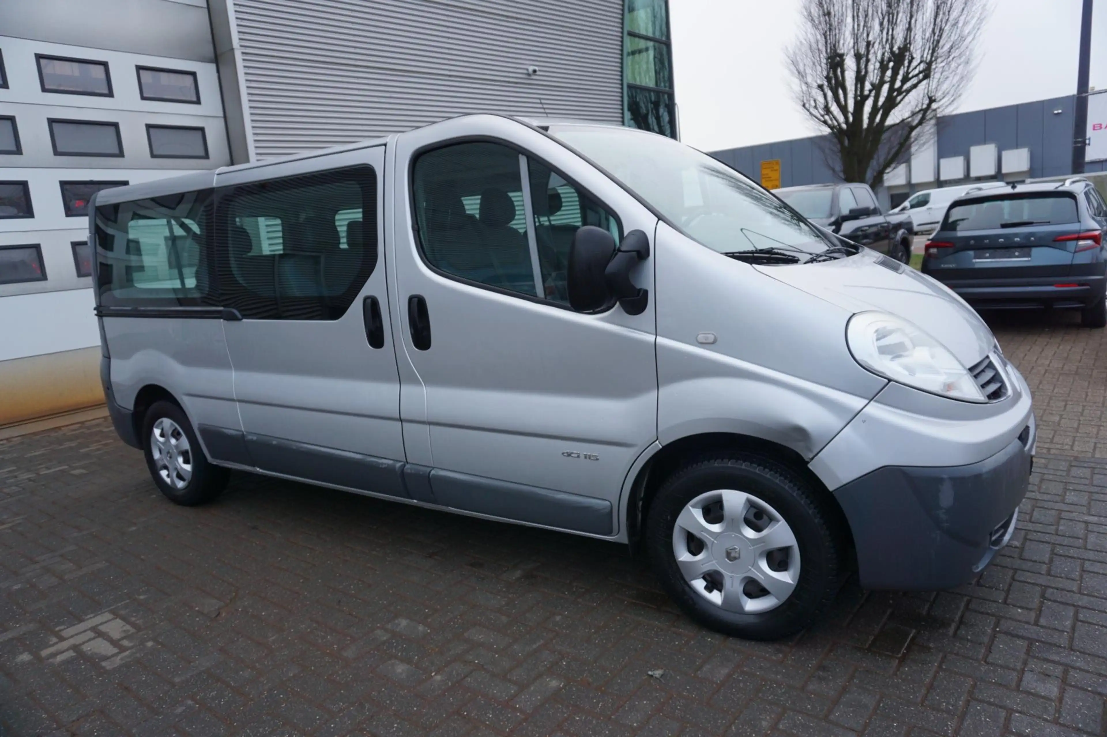 Renault Trafic Passenger 2.0 dCi T29 L2H 84KW 9ERSOON /MARGE / NA — photo 2