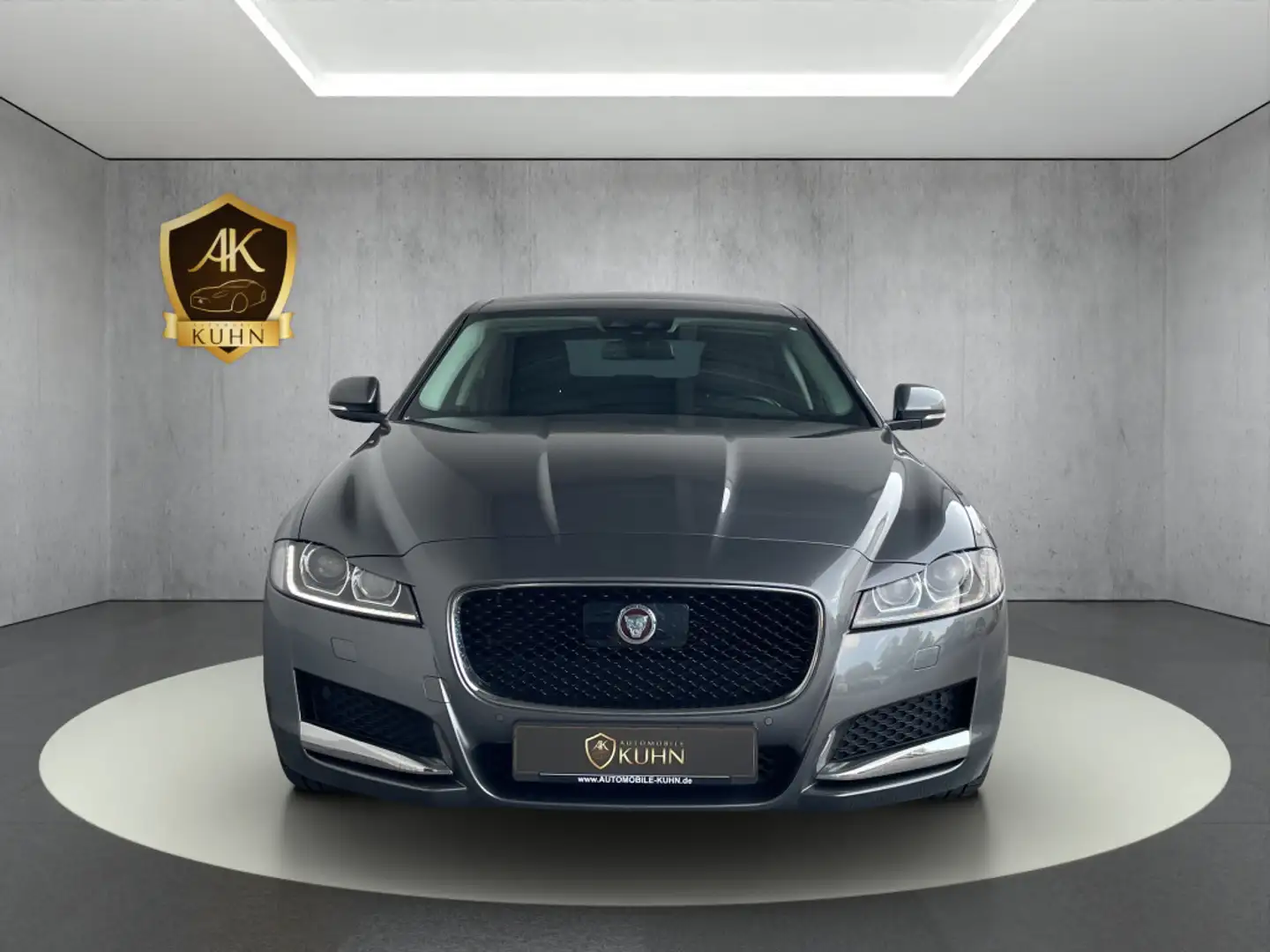 Jaguar XF PORTFOLIO*LEDER*PANO*ACC*LED*4 x SHZ*MERIDIAN Gris - 2