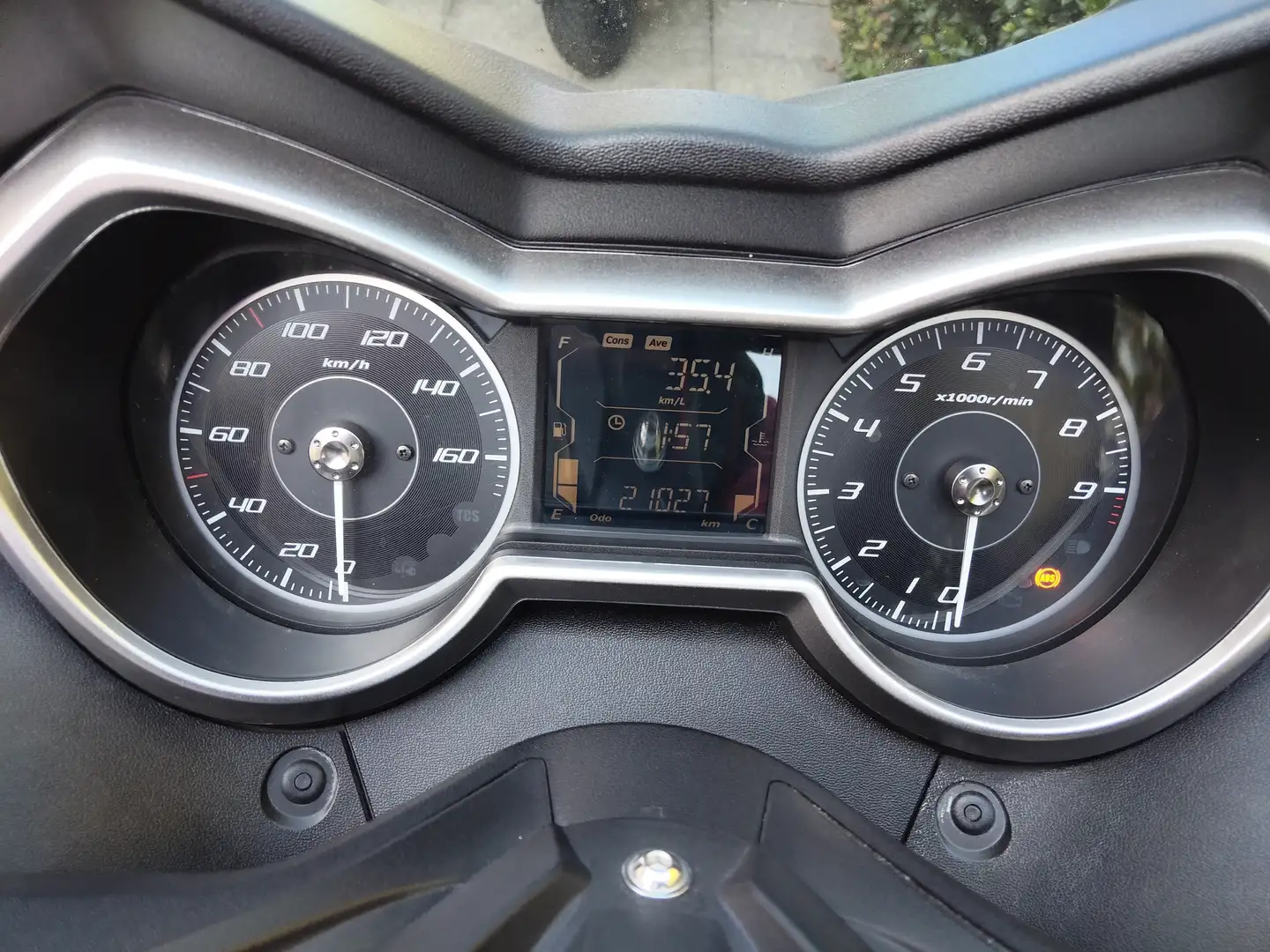 Yamaha X-Max 300 Schwarz - 2